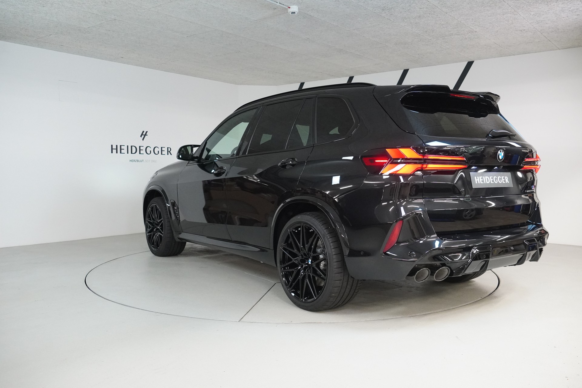 BMW X5M Competition-image-4