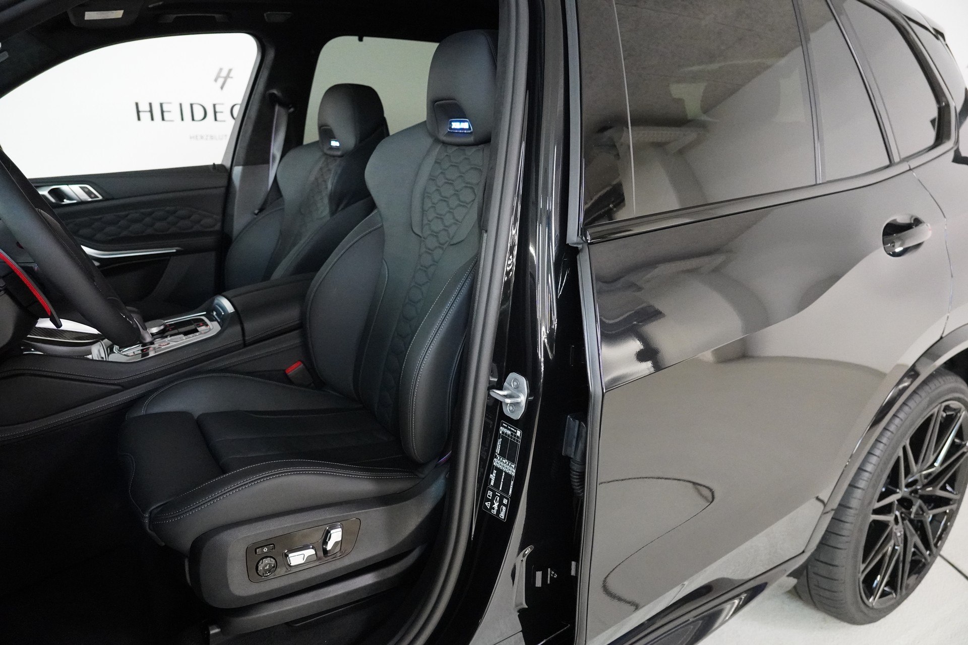 BMW X5M Competition-image-11