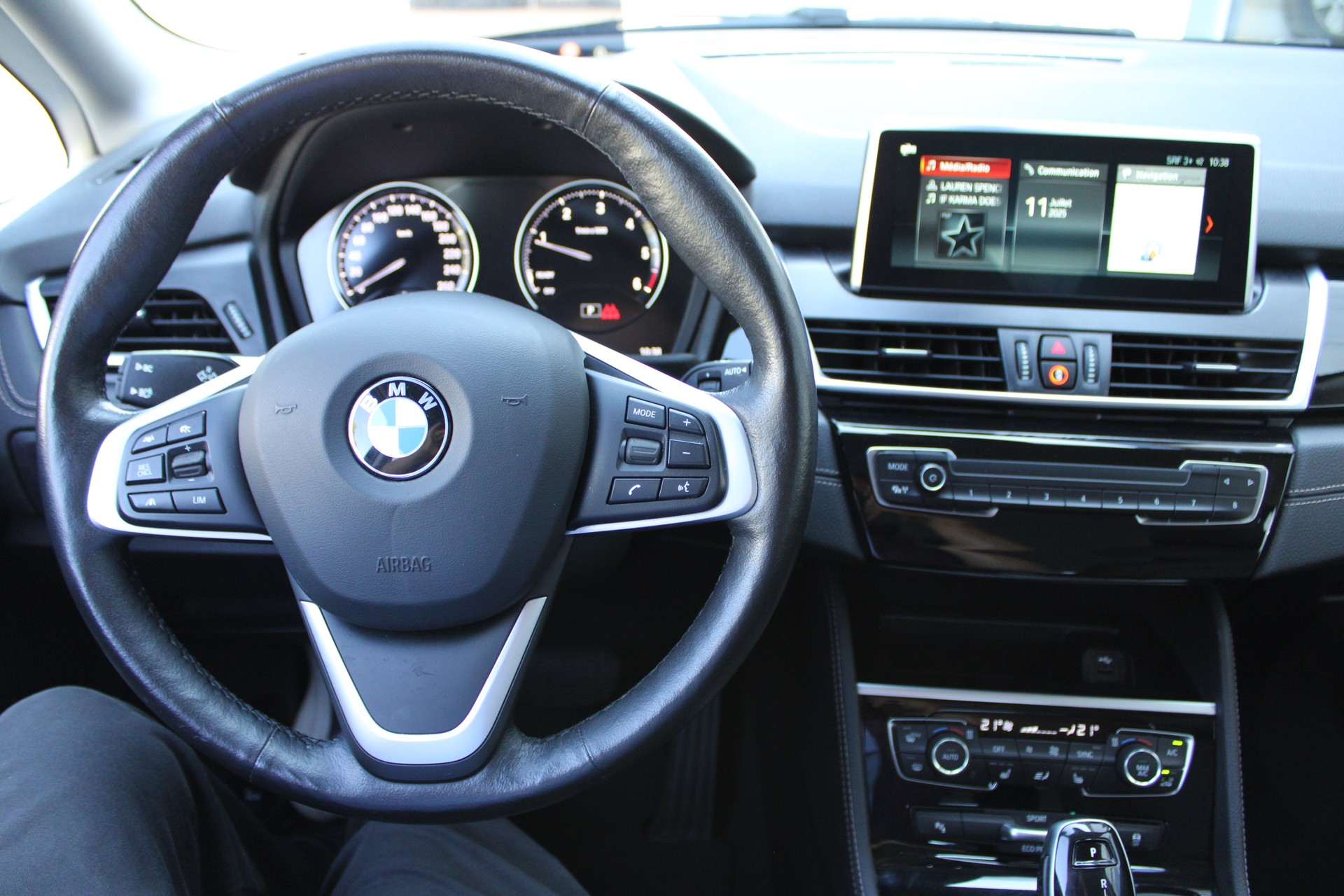 BMW 220d xDrive Gran Tourer Steptronic-image-9