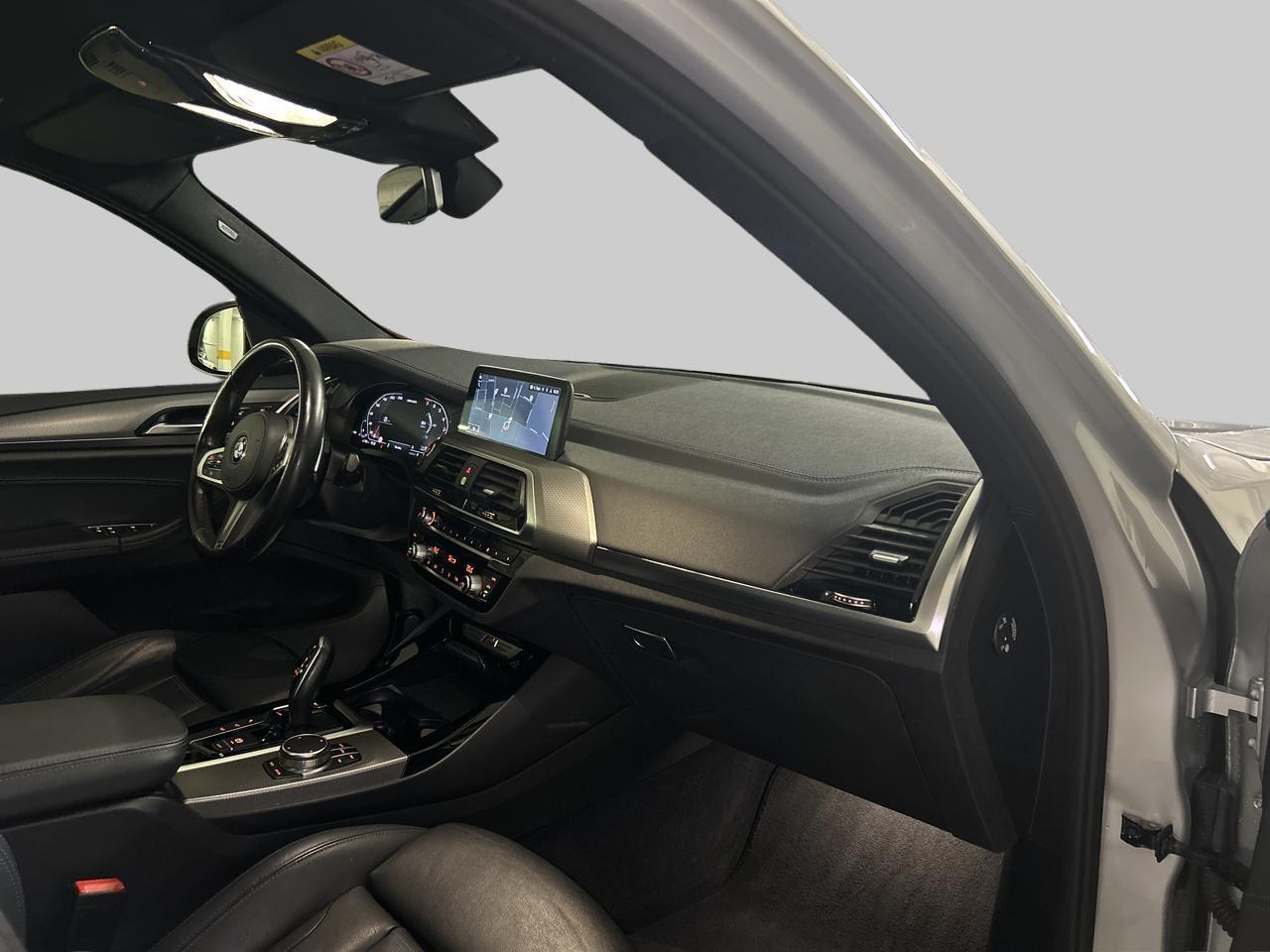 BMW X3 M40i-image-14