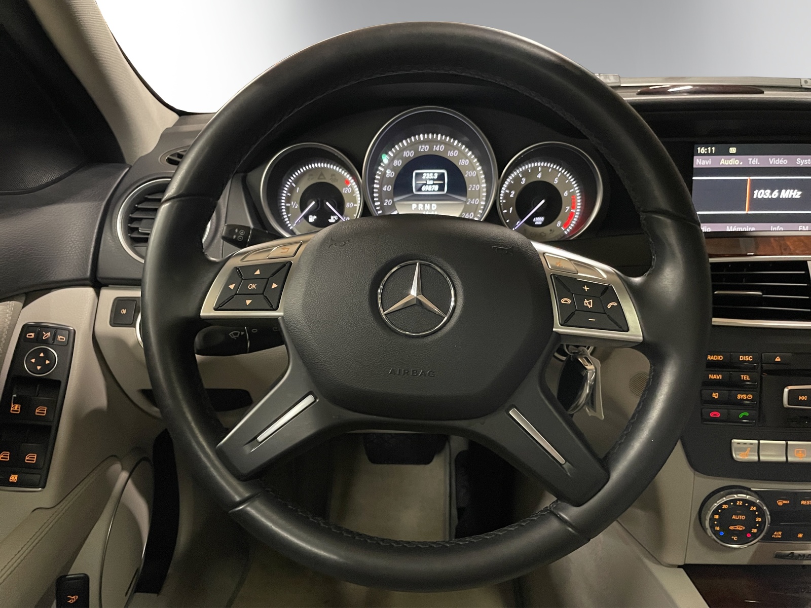 Image MERCEDES-BENZ C-350 C 350 Elégance 4Matic 7G-Tronic