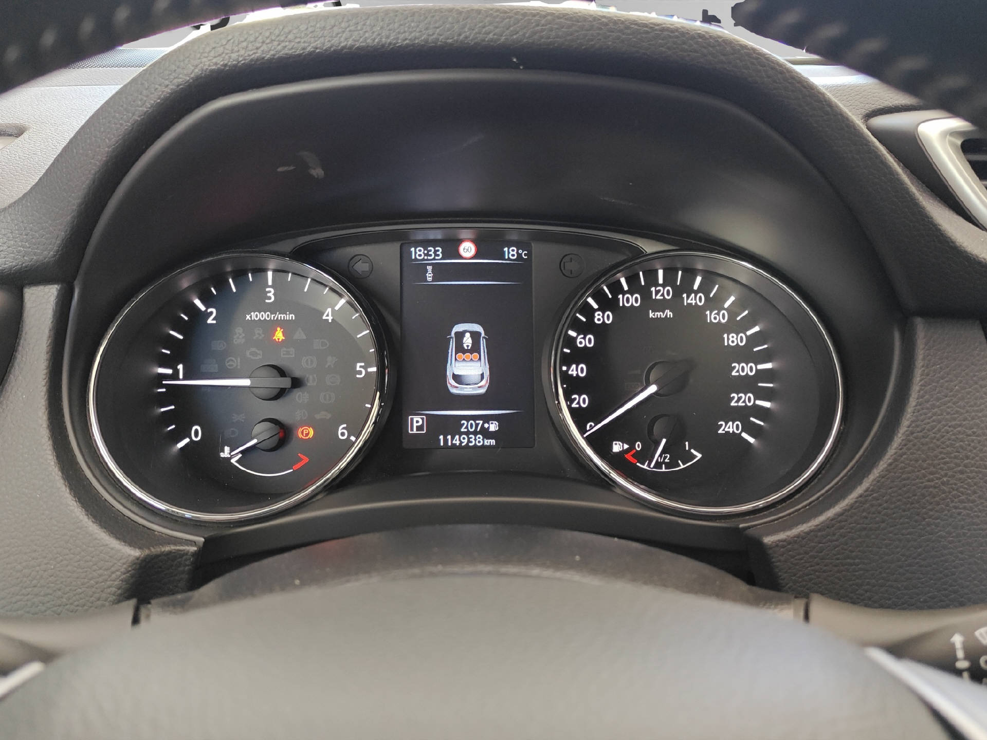 NISSAN Qashqai 1.6 dCi Acenta-image-15