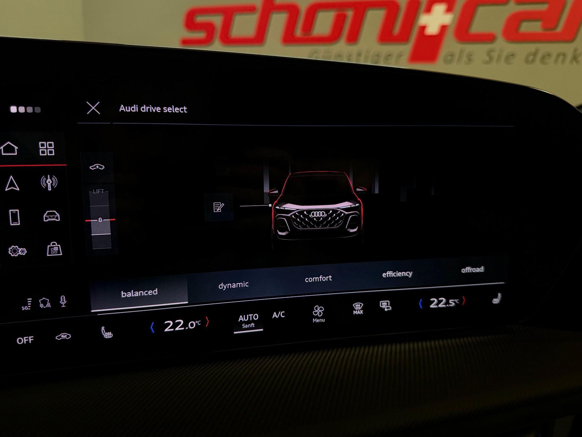 AUDI SQ5 TFSI quattro S-tronic-image-35