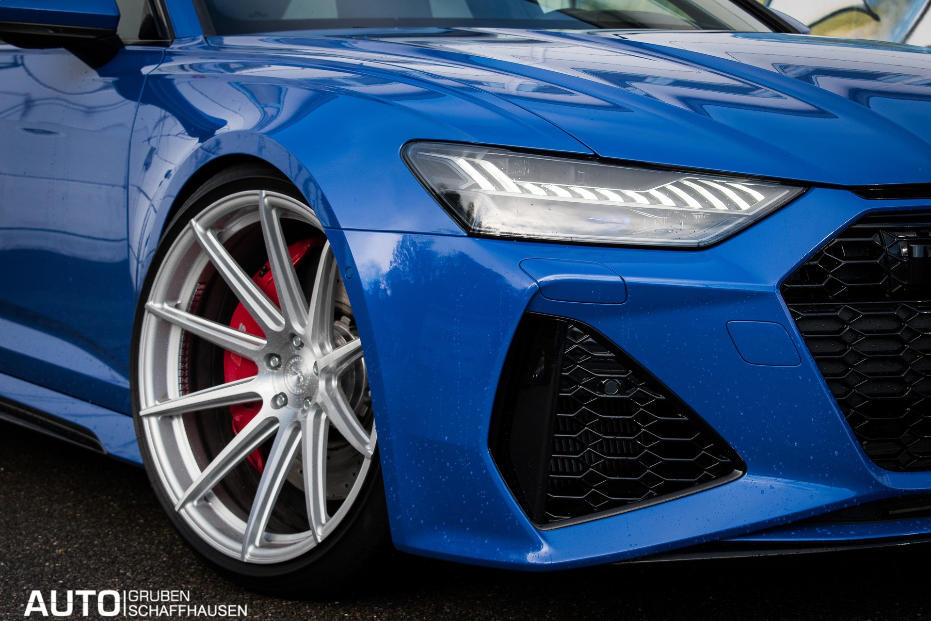 AUDI RS6 Avant 4.0 TFSI V8 quattro-showroom-element-3