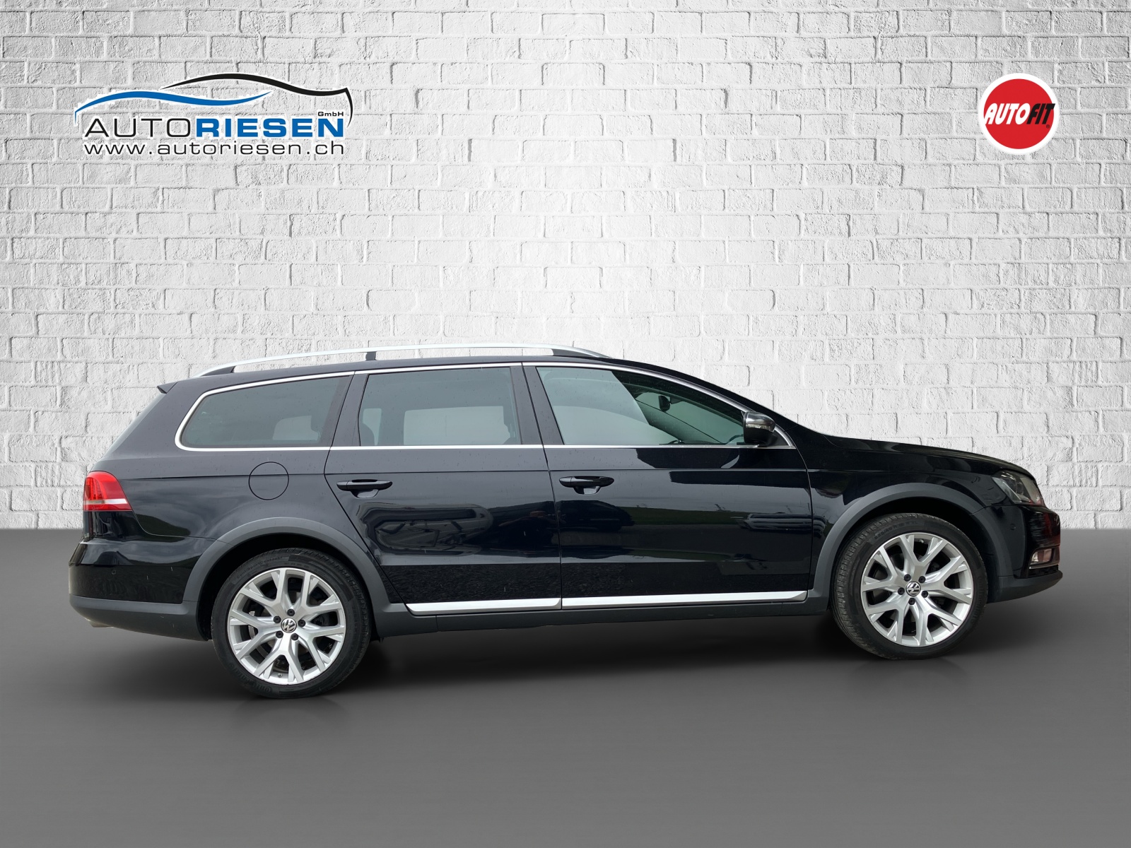 VW Passat Alltrack 2.0 TDI BMT 4Motion DSG-image-4