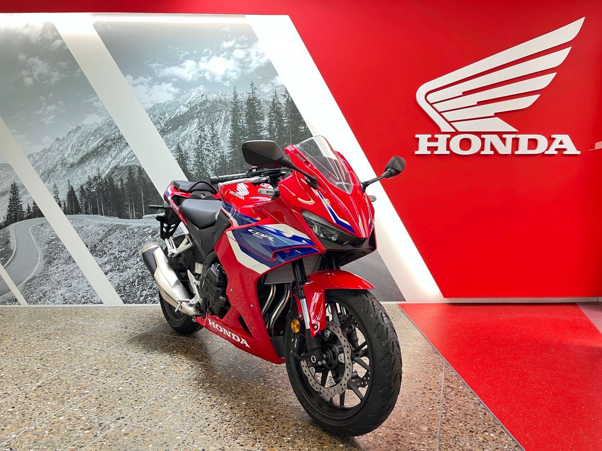 HONDA CBR 500 R e-clutch (35kW)-showroom-element-2