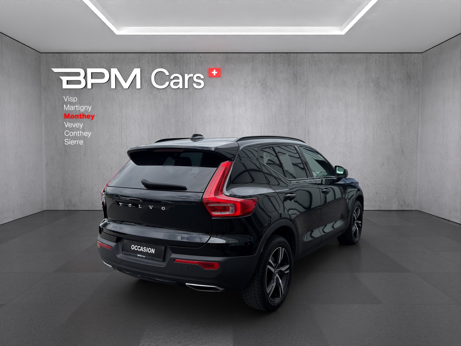 VOLVO XC40 T4 AWD R-Design Geartronic-showroom-element-3