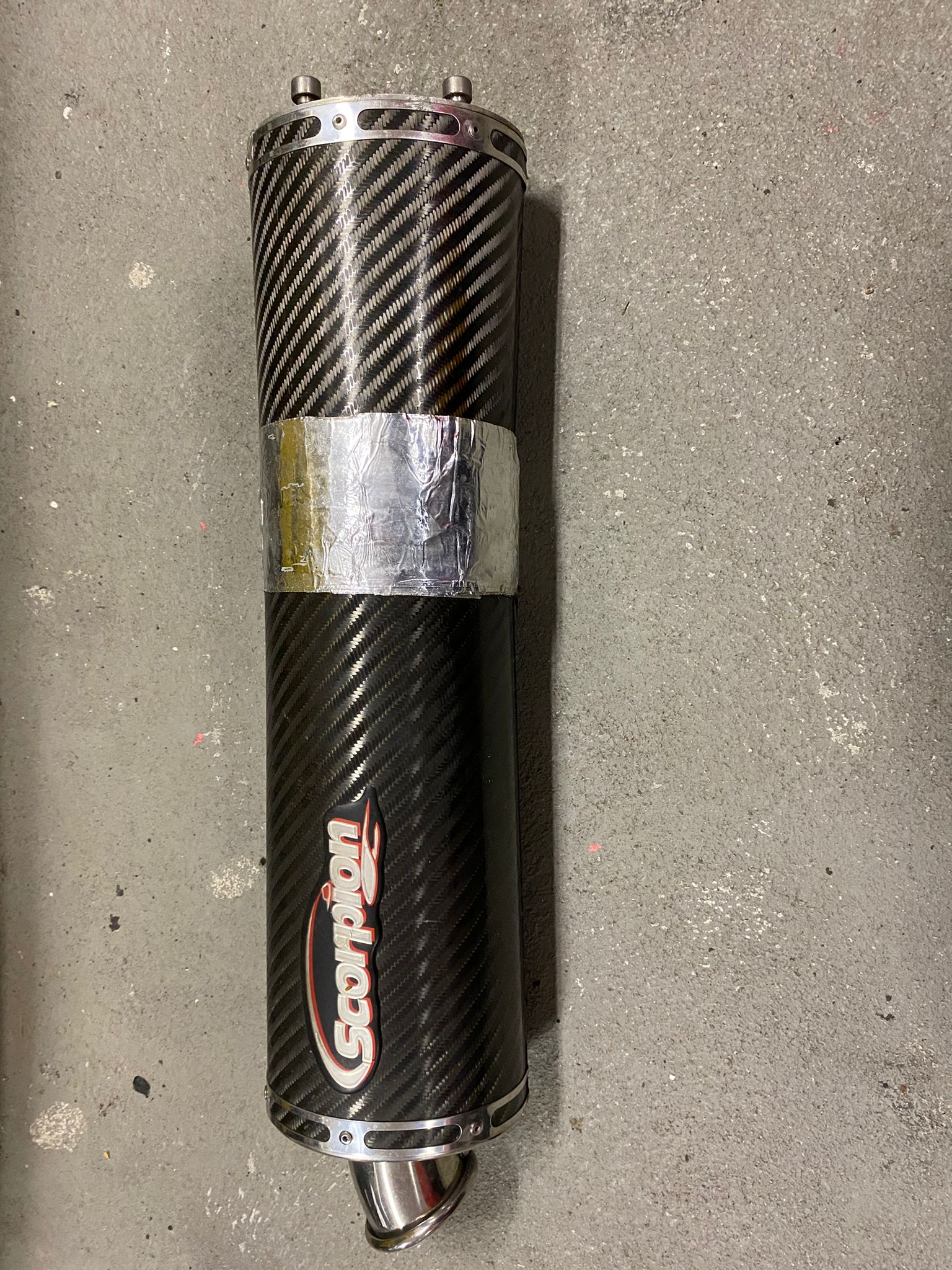 SUZUKI GSX-R 600 U K4/K5 (25kW)-image-10