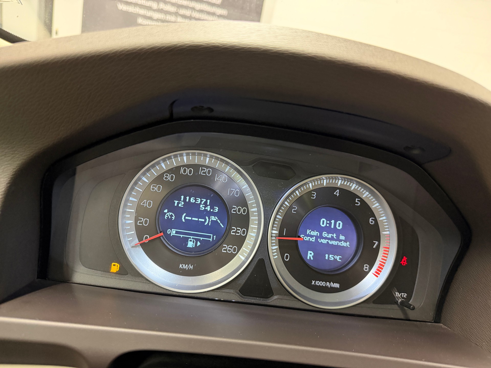 VOLVO V60 2.0 T5 Summum-image-24