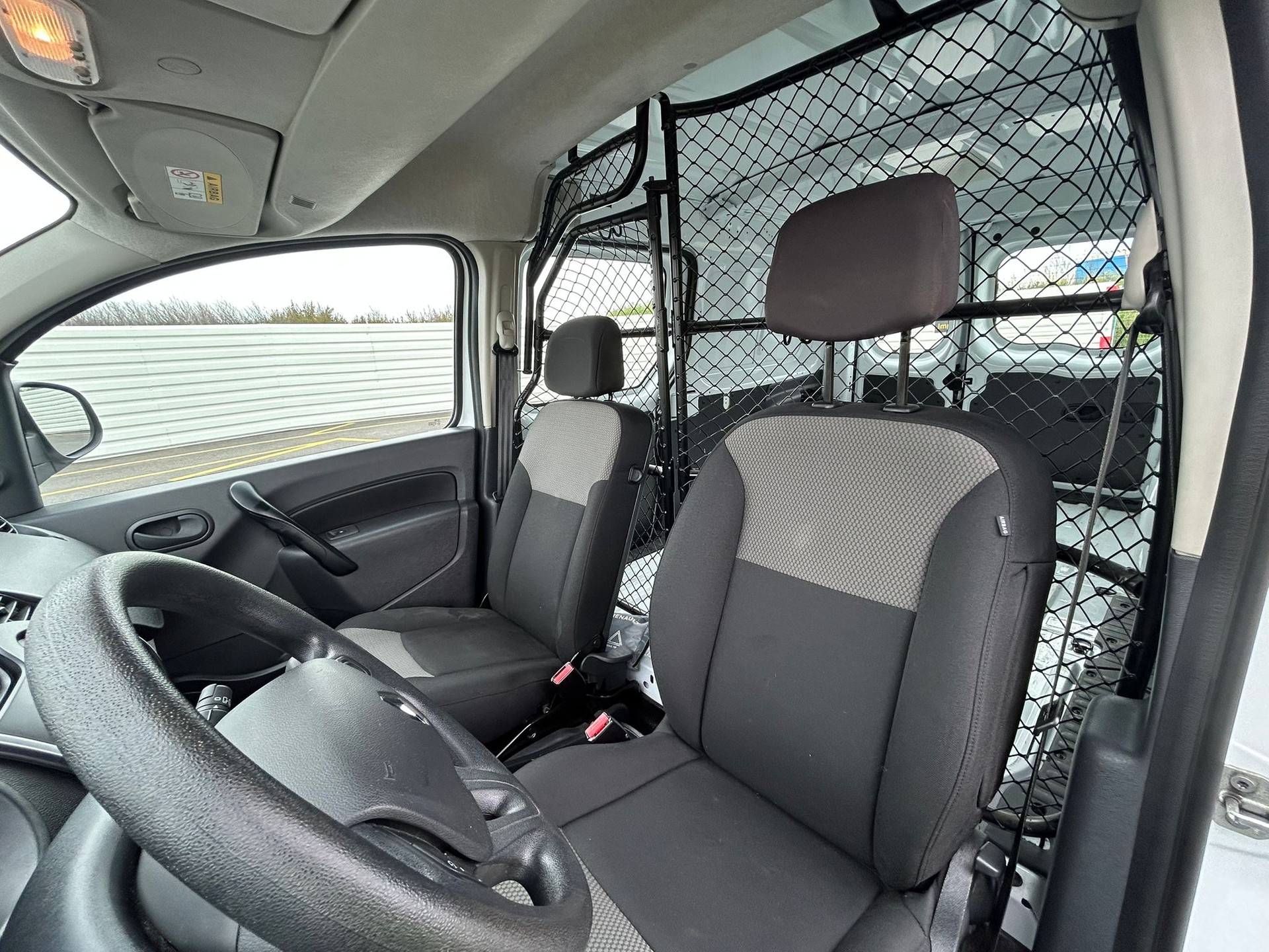RENAULT Kangoo Maxi dCi 95 ENERGY Business 2 Pl./2 pl.-image-23