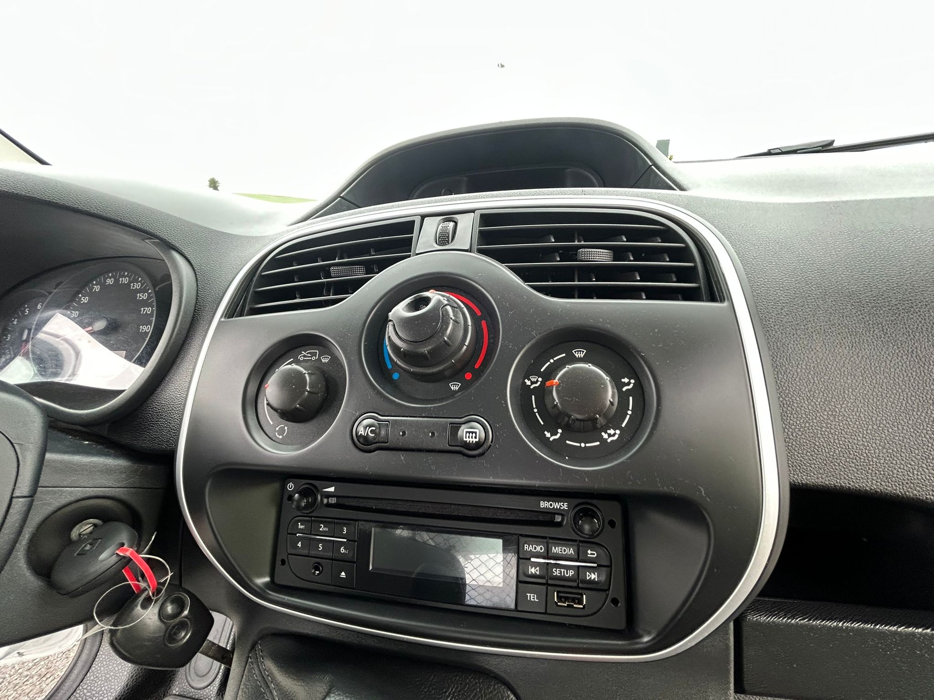 RENAULT Kangoo Maxi dCi 95 ENERGY Business 2 Pl./2 pl.-image-24