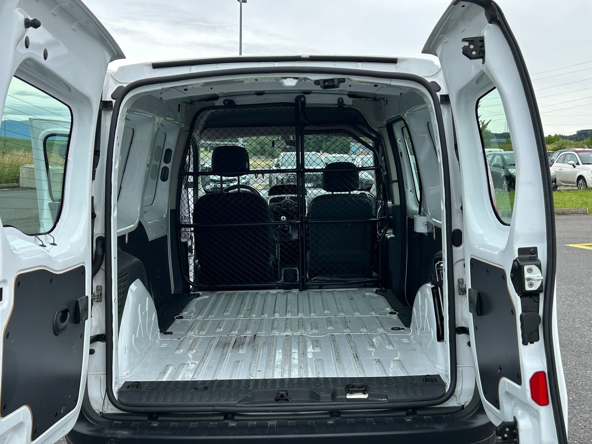 RENAULT Kangoo Maxi dCi 95 ENERGY Business 2 Pl./2 pl.-image-12