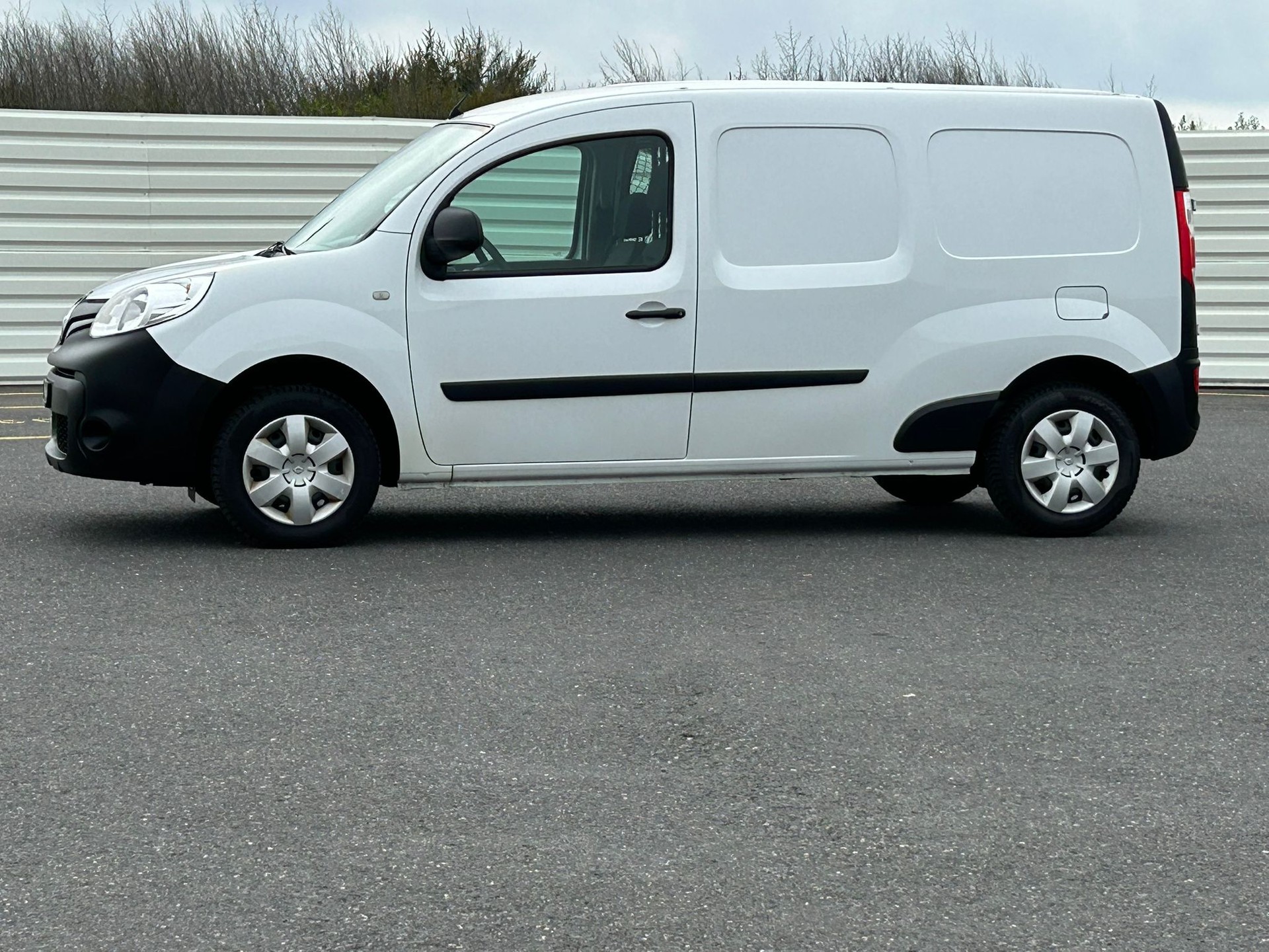 RENAULT Kangoo Maxi dCi 95 ENERGY Business 2 Pl./2 pl.-image-17