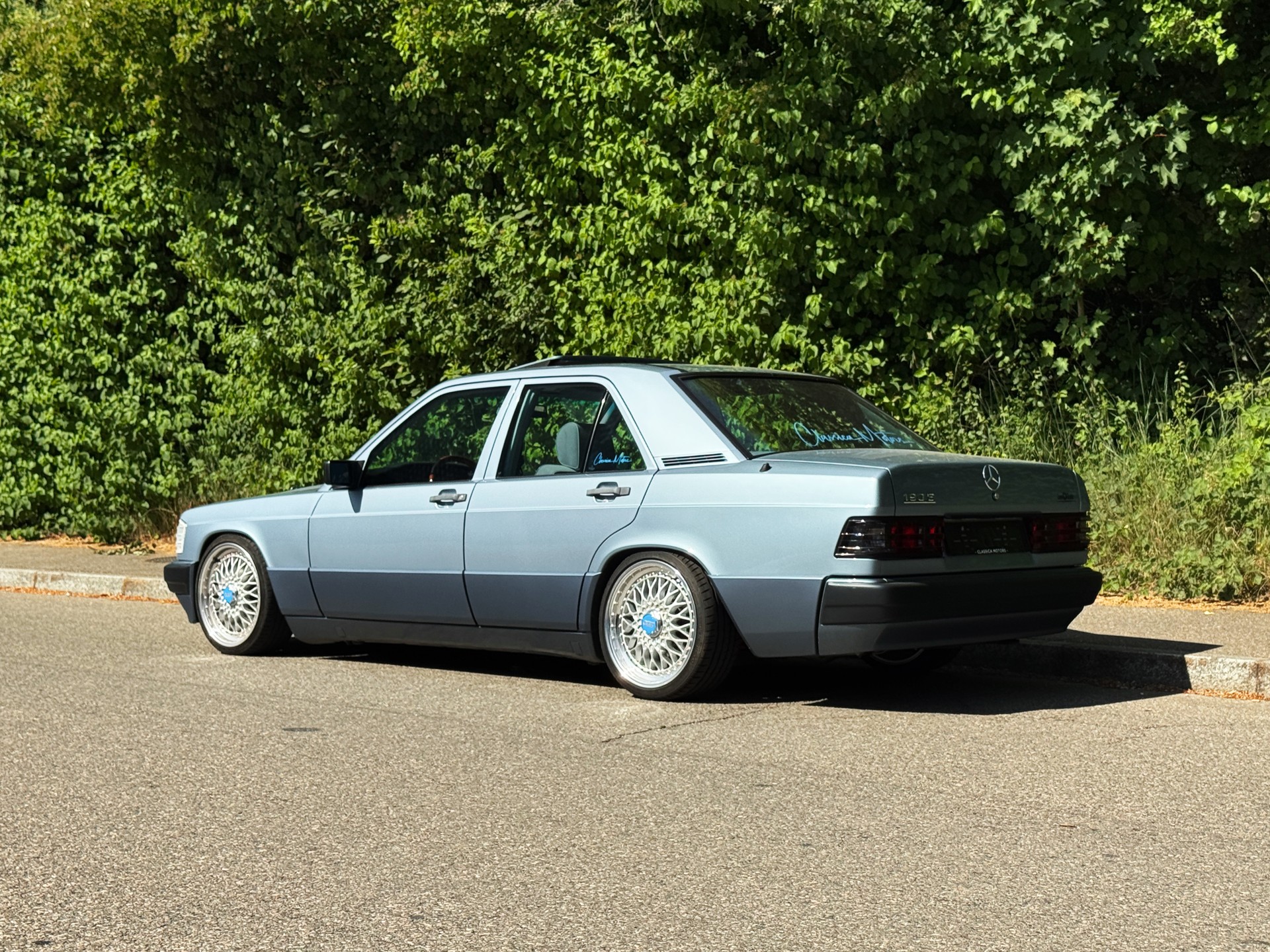 MERCEDES-BENZ 190 E 2.0-image-3