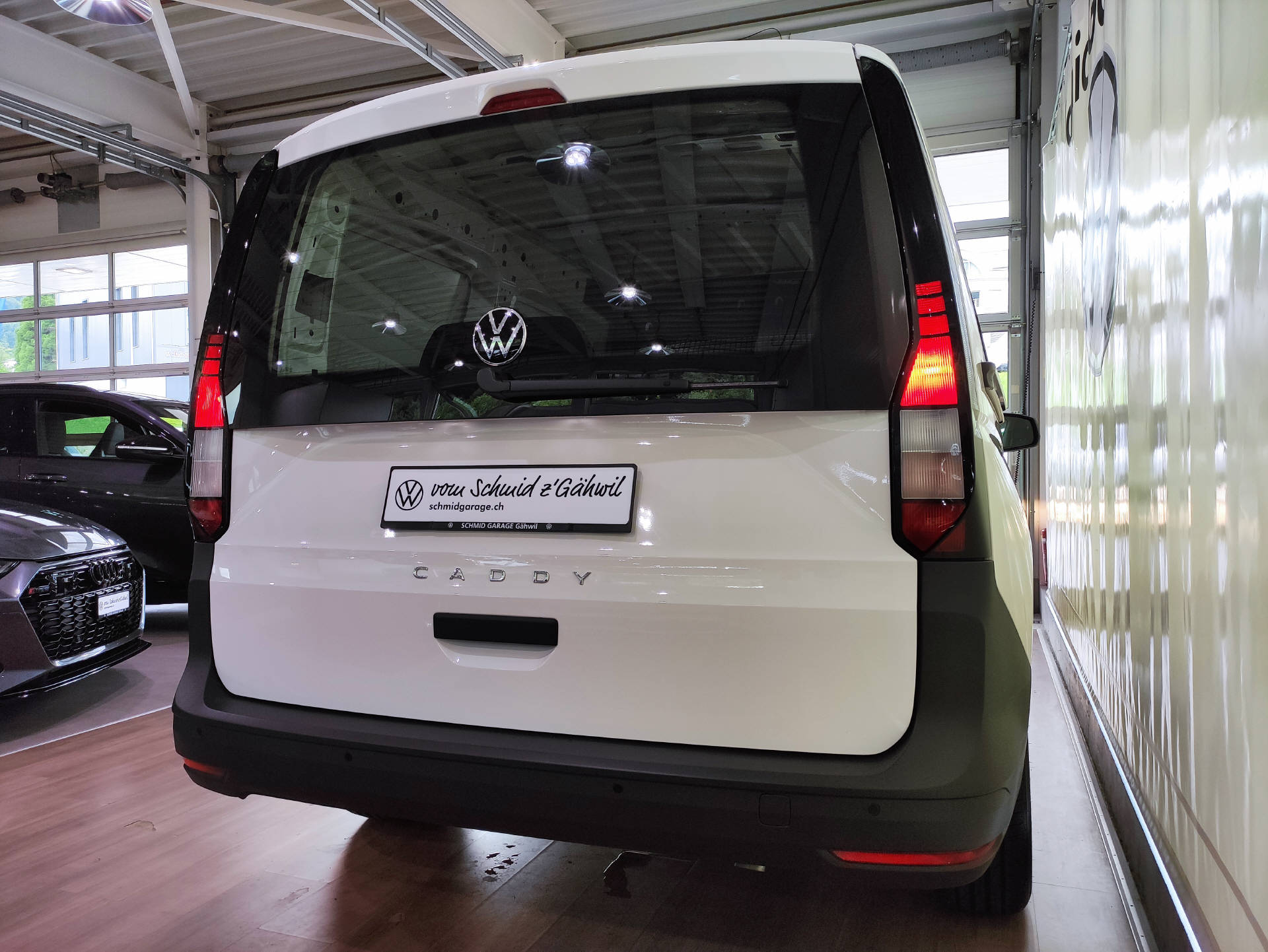 VW Caddy Maxi Kaw. 2.0 TDI 122 BlueMT DSG-image-10