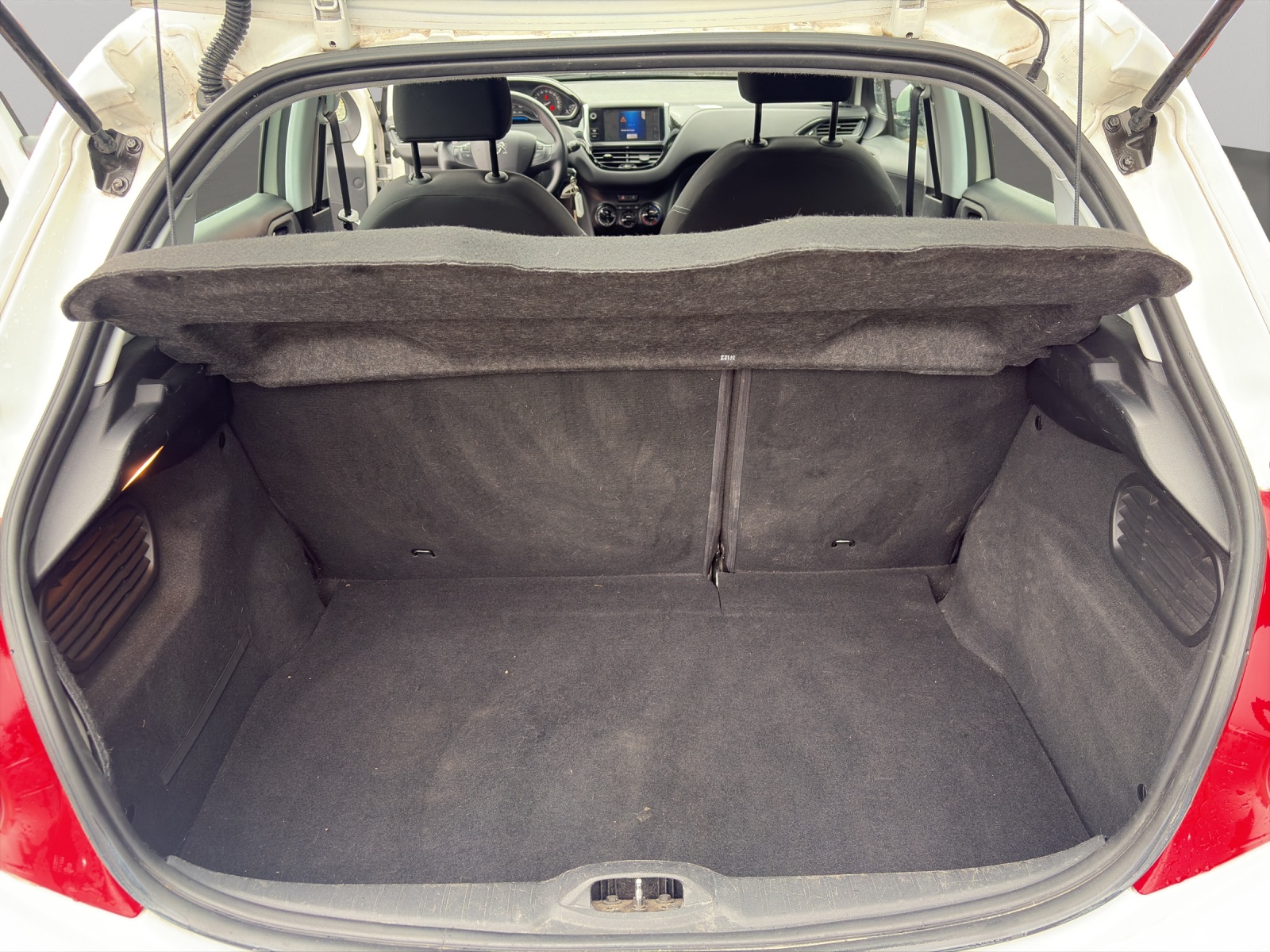 PEUGEOT 208 1.2 VTI Active-image-18