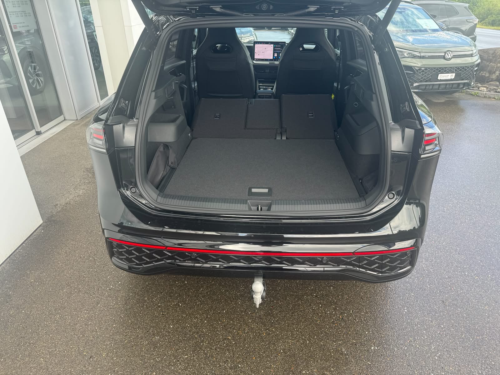 VW Tiguan 2.0 TSI DSG R-Line United 4Motion-image-5