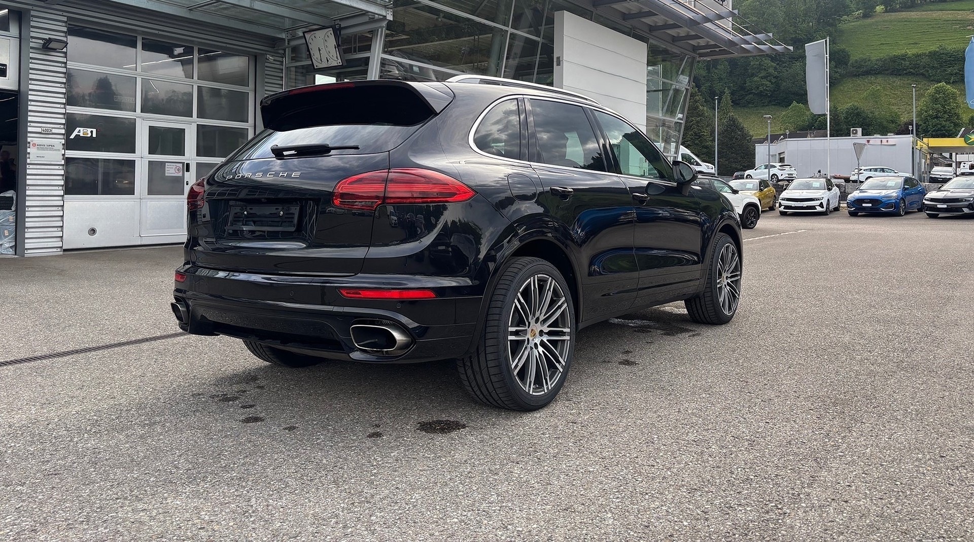 PORSCHE Cayenne Diesel-image-4