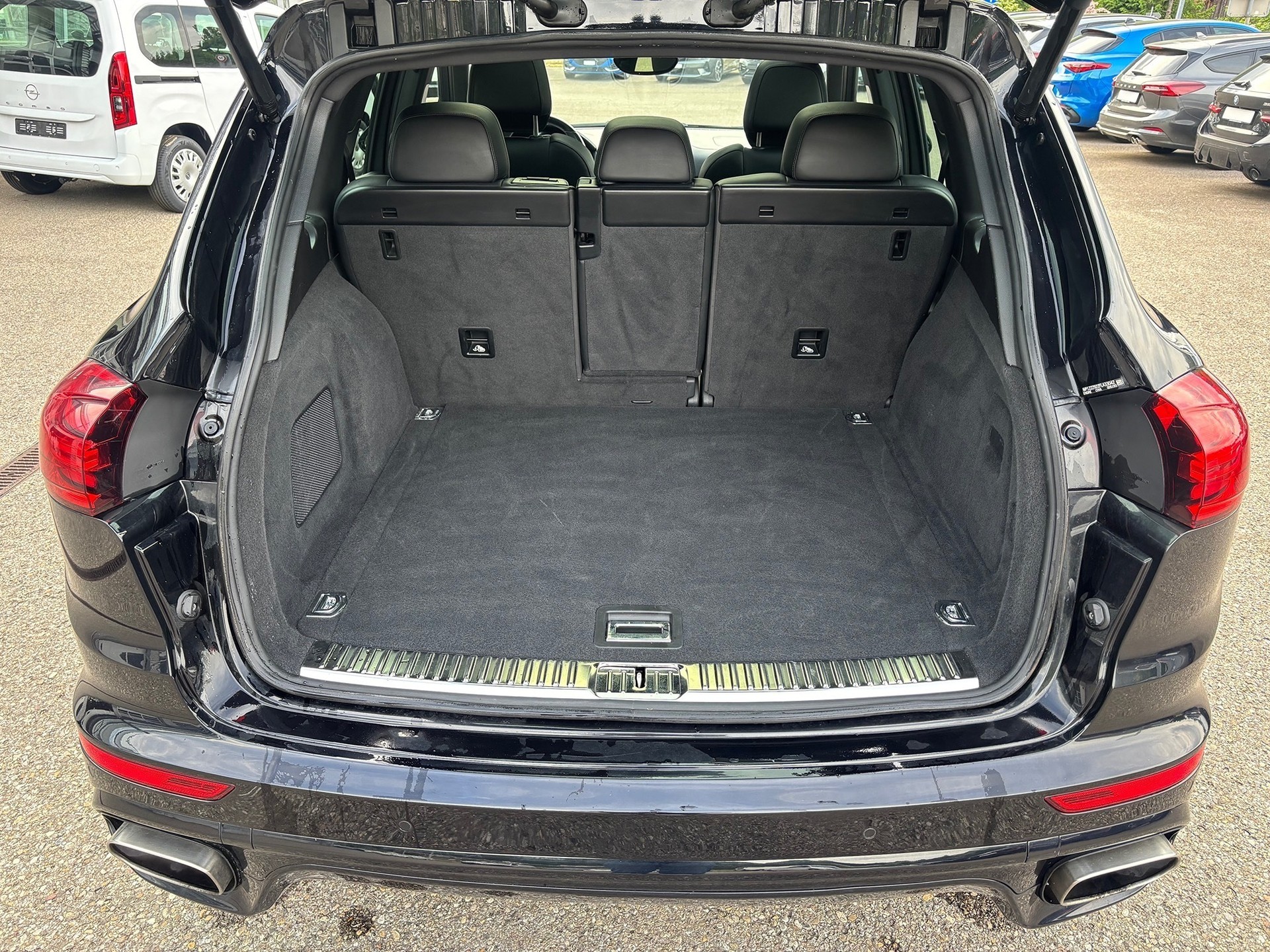 PORSCHE Cayenne Diesel-image-15