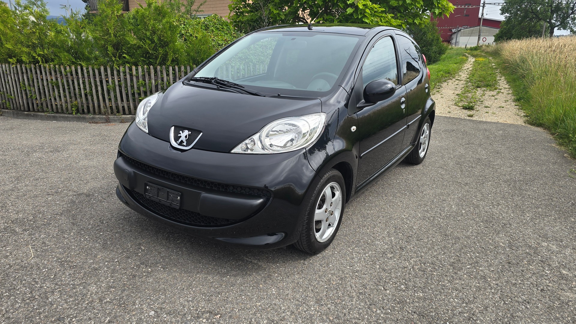 PEUGEOT 107 1.0 Black&Silver Edition 2-Tronic-image-6