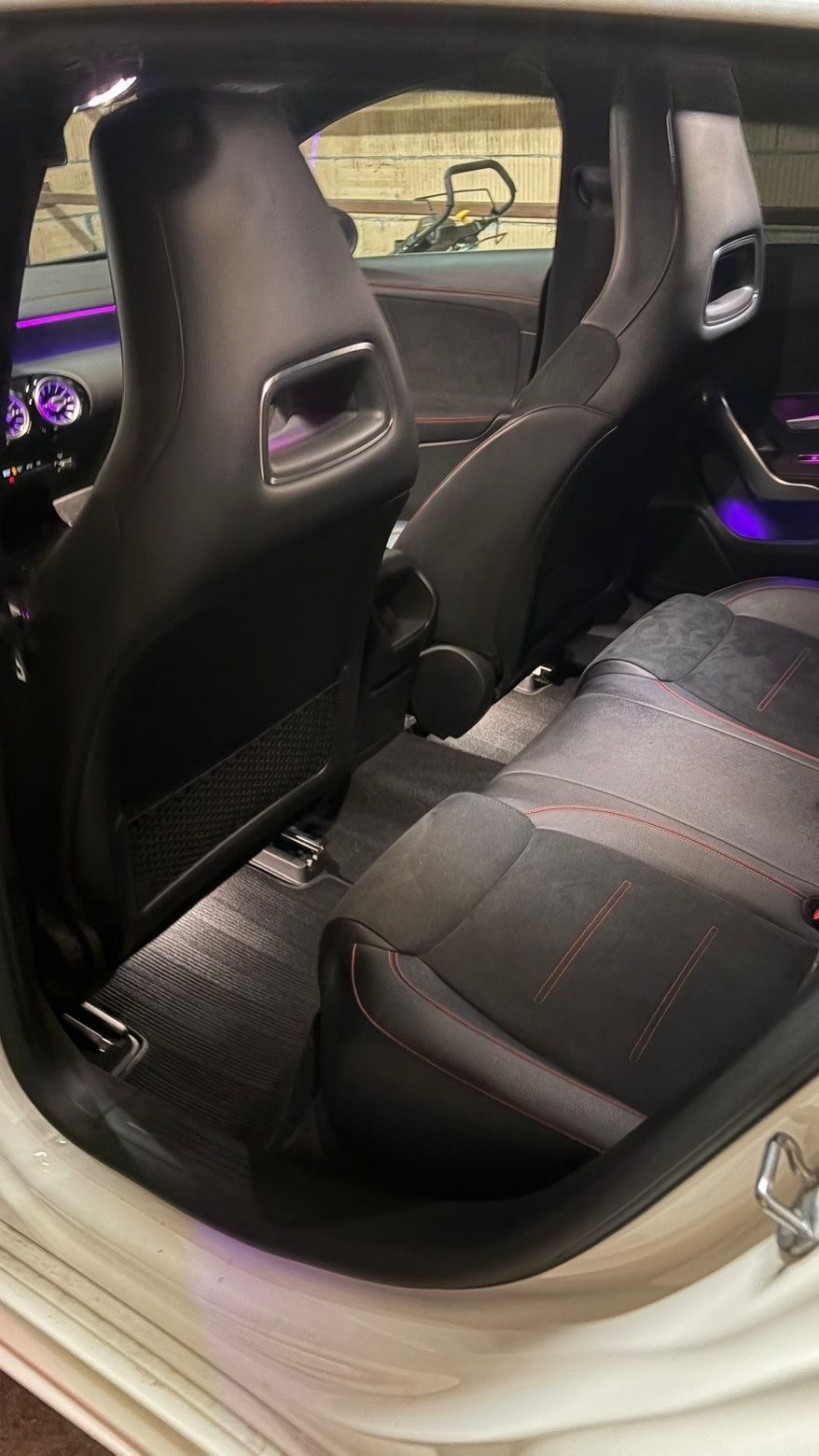 MERCEDES-BENZ CLA Shooting Brake 200 d 4Matic Style-image-8