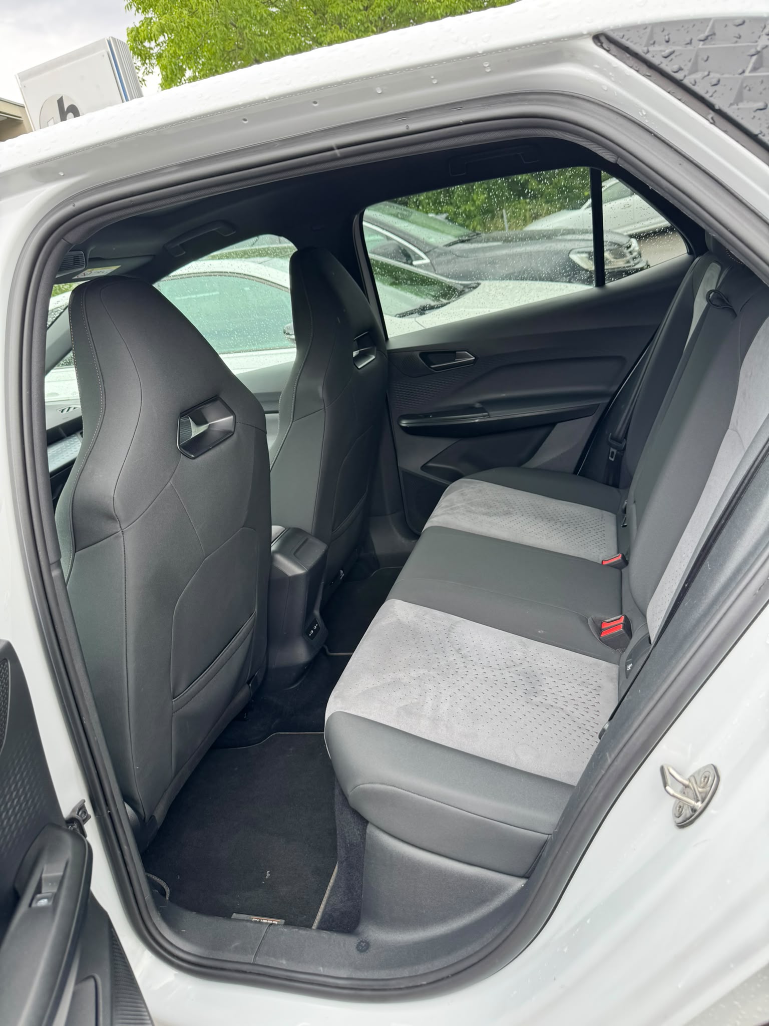 CUPRA Electric-image-3