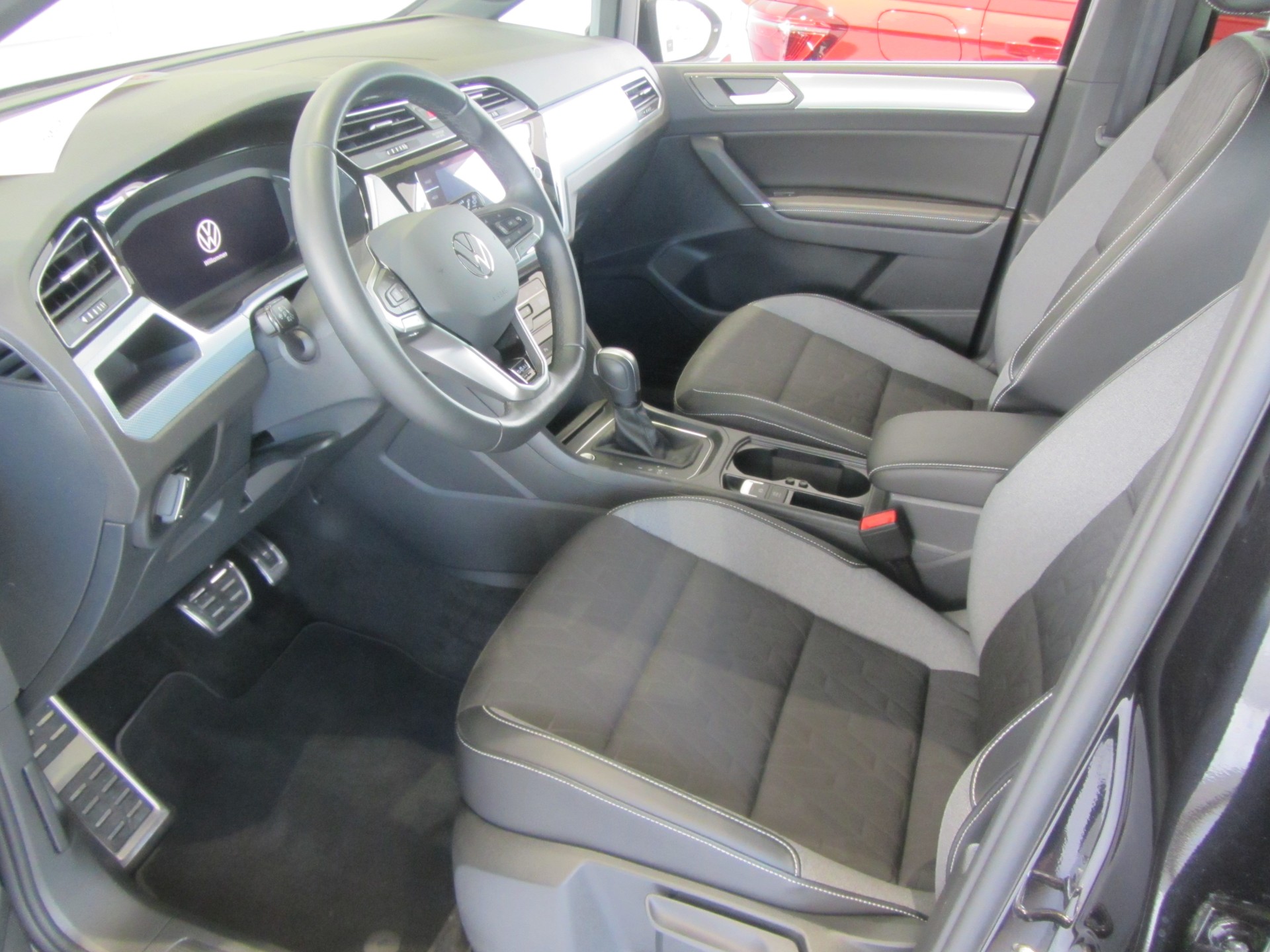 VW Touran 1.5 TSI EVO Comfortline DSG-image-4