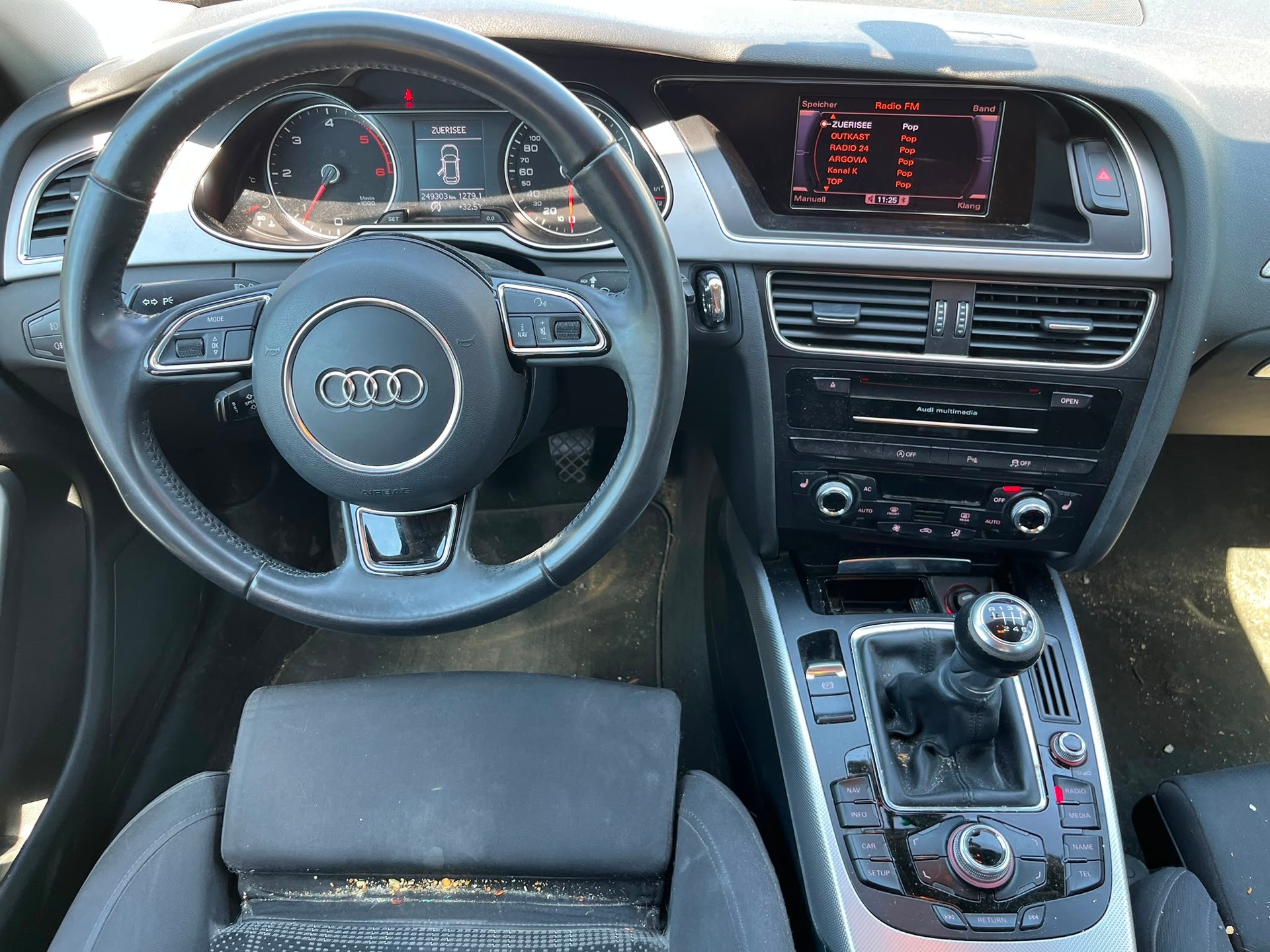 AUDI A4 Avant 2.0 TDI quattro-image-8