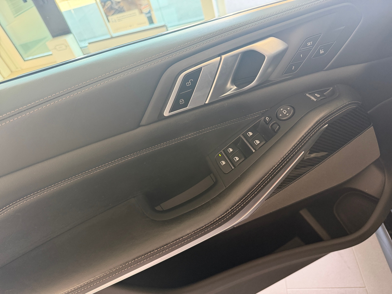 BMW X5 xDrive 48V 40d M Sport Steptronic-image-12