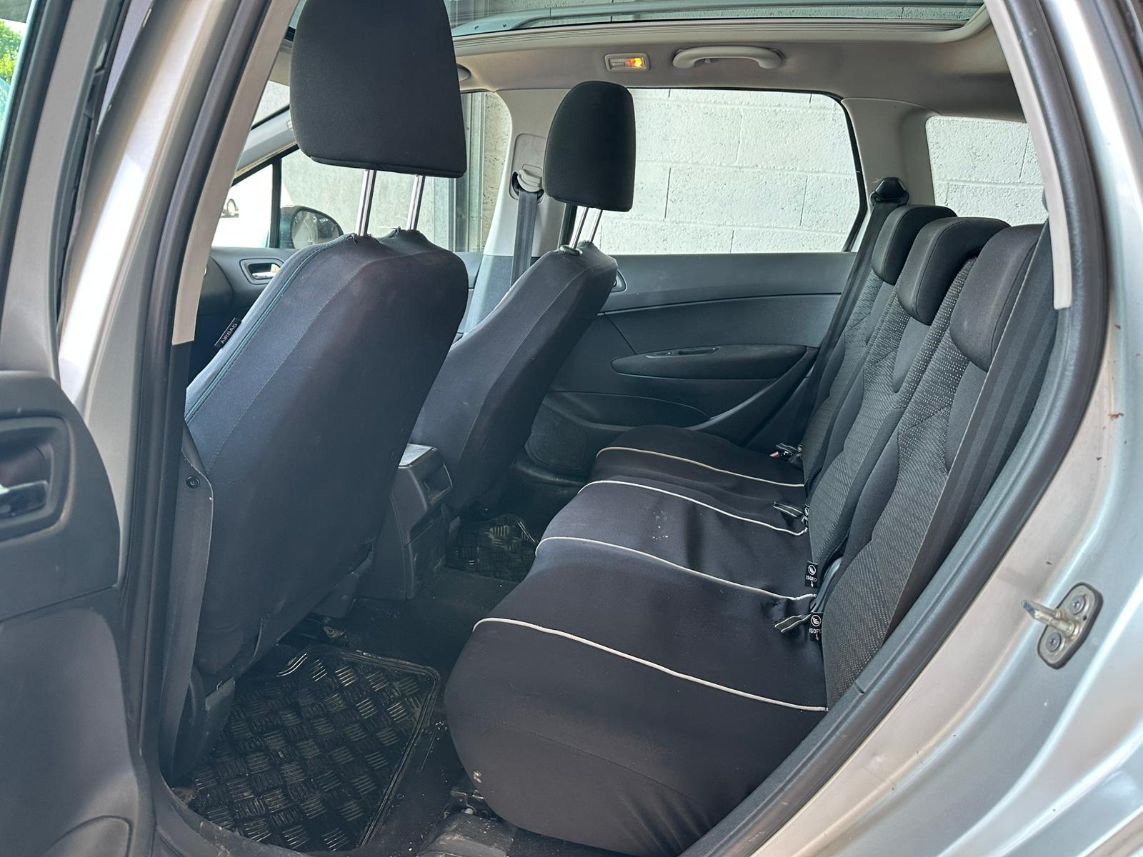 PEUGEOT 308 SW 1.6 HDI Business-image-8