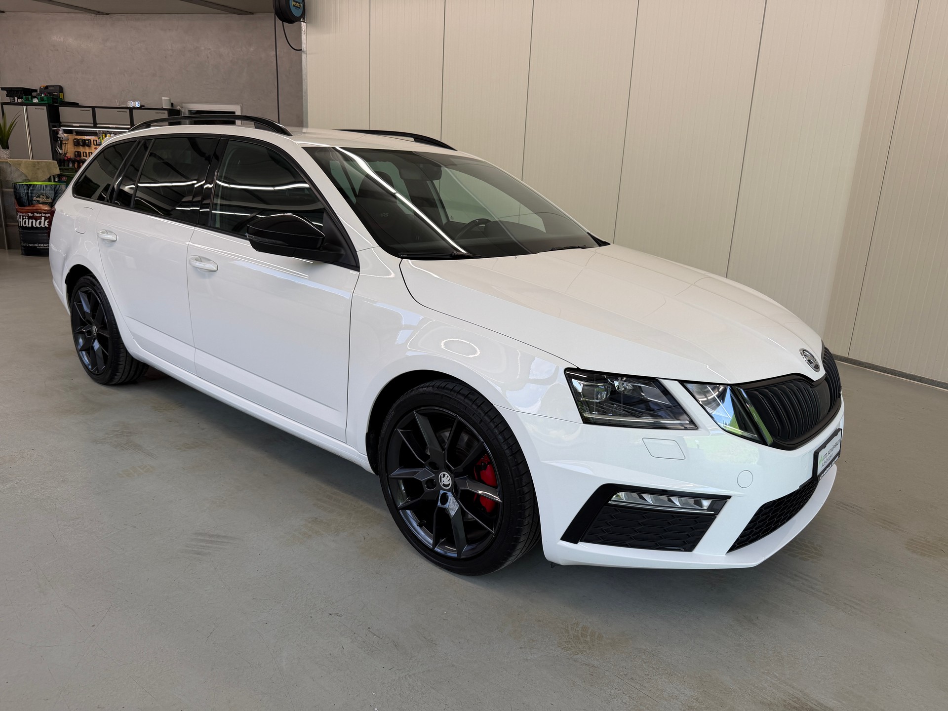 SKODA Octavia Combi 2.0 TDI RS 4x4 DSG-image-0