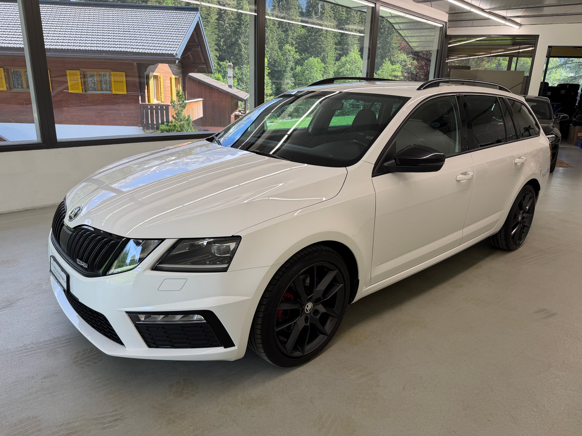 SKODA Octavia Combi 2.0 TDI RS 4x4 DSG-image-7