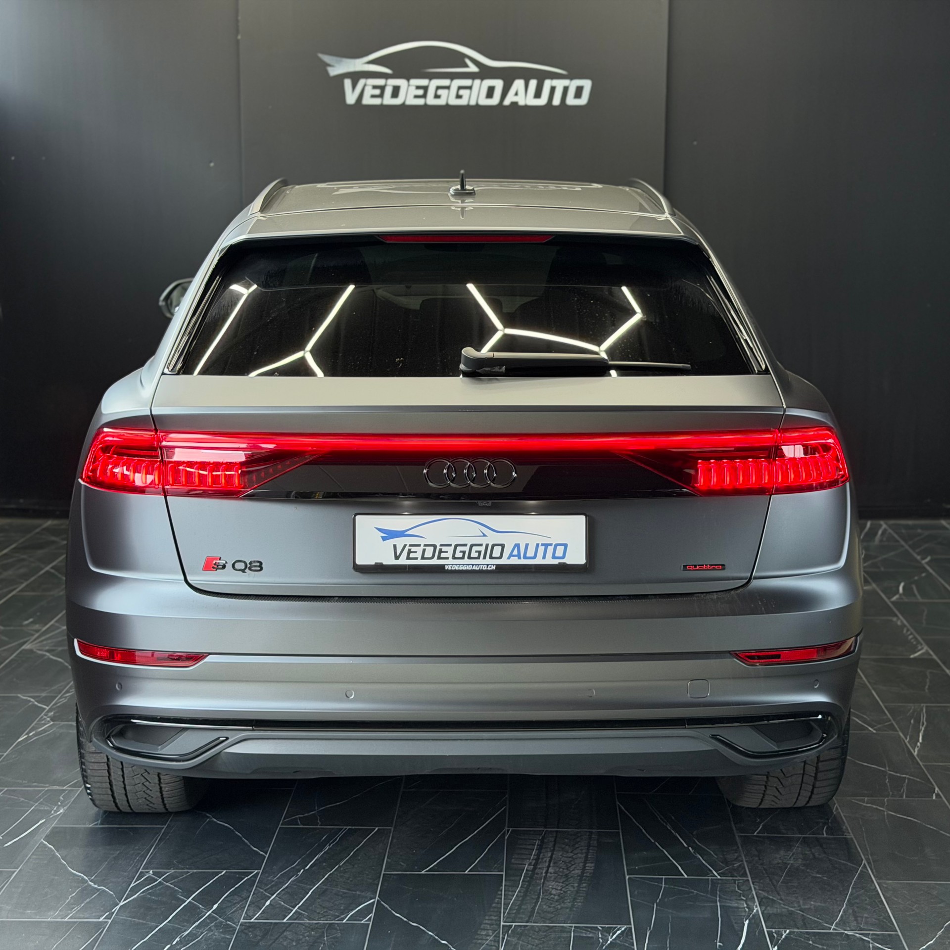 AUDI Q8 50 TDI quattro tiptronic-image-3