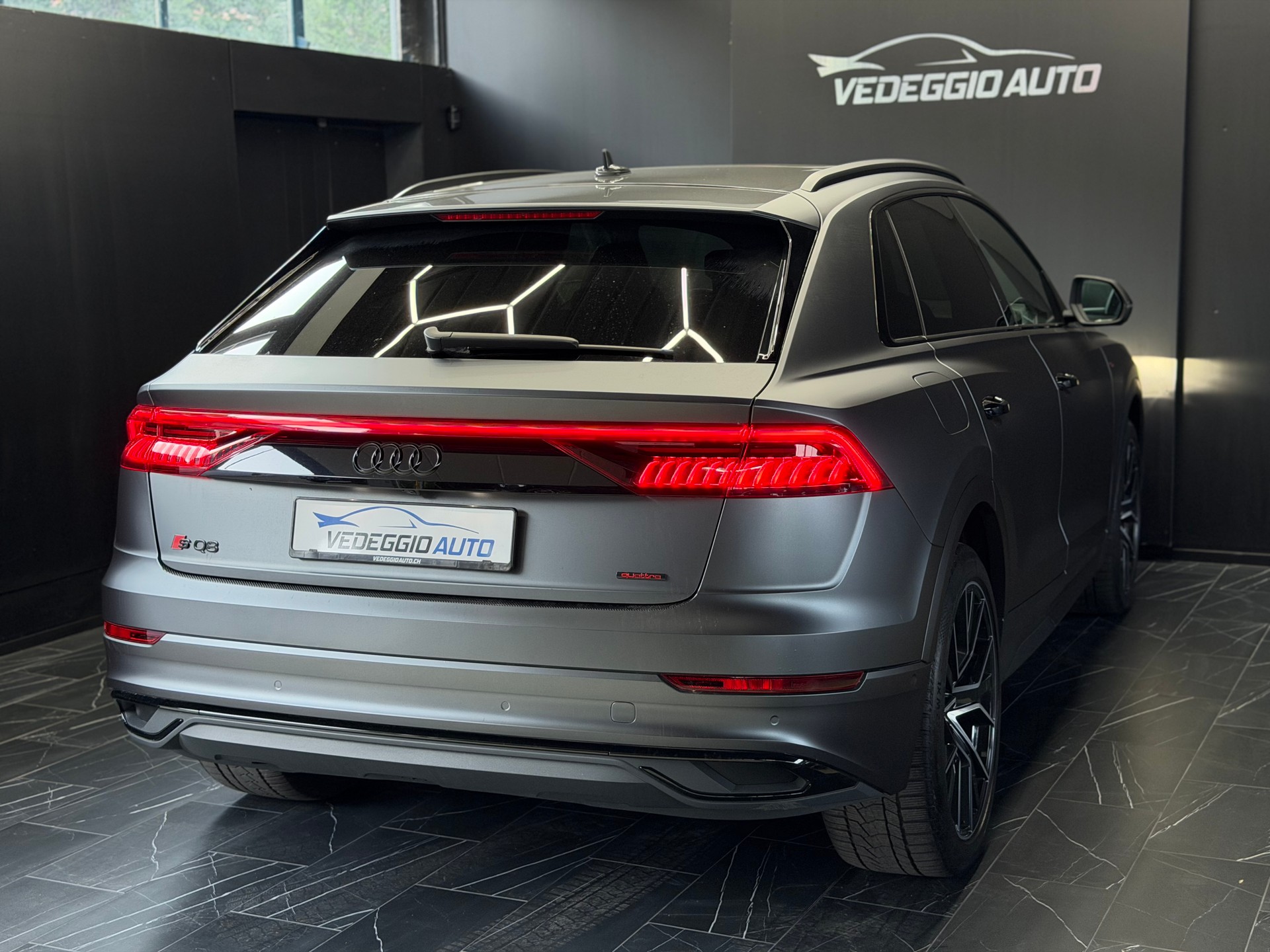 AUDI Q8 50 TDI quattro tiptronic-image-5