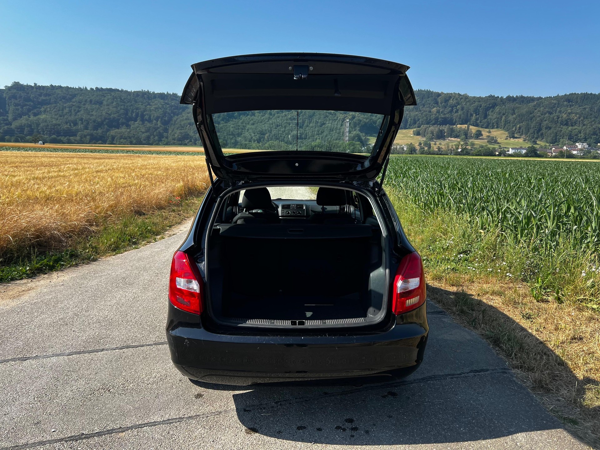 SKODA Fabia 1.2 TSI Ambiente-image-12