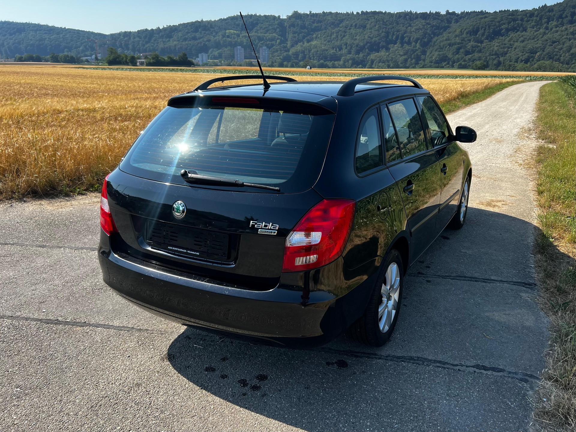 SKODA Fabia 1.2 TSI Ambiente-image-4