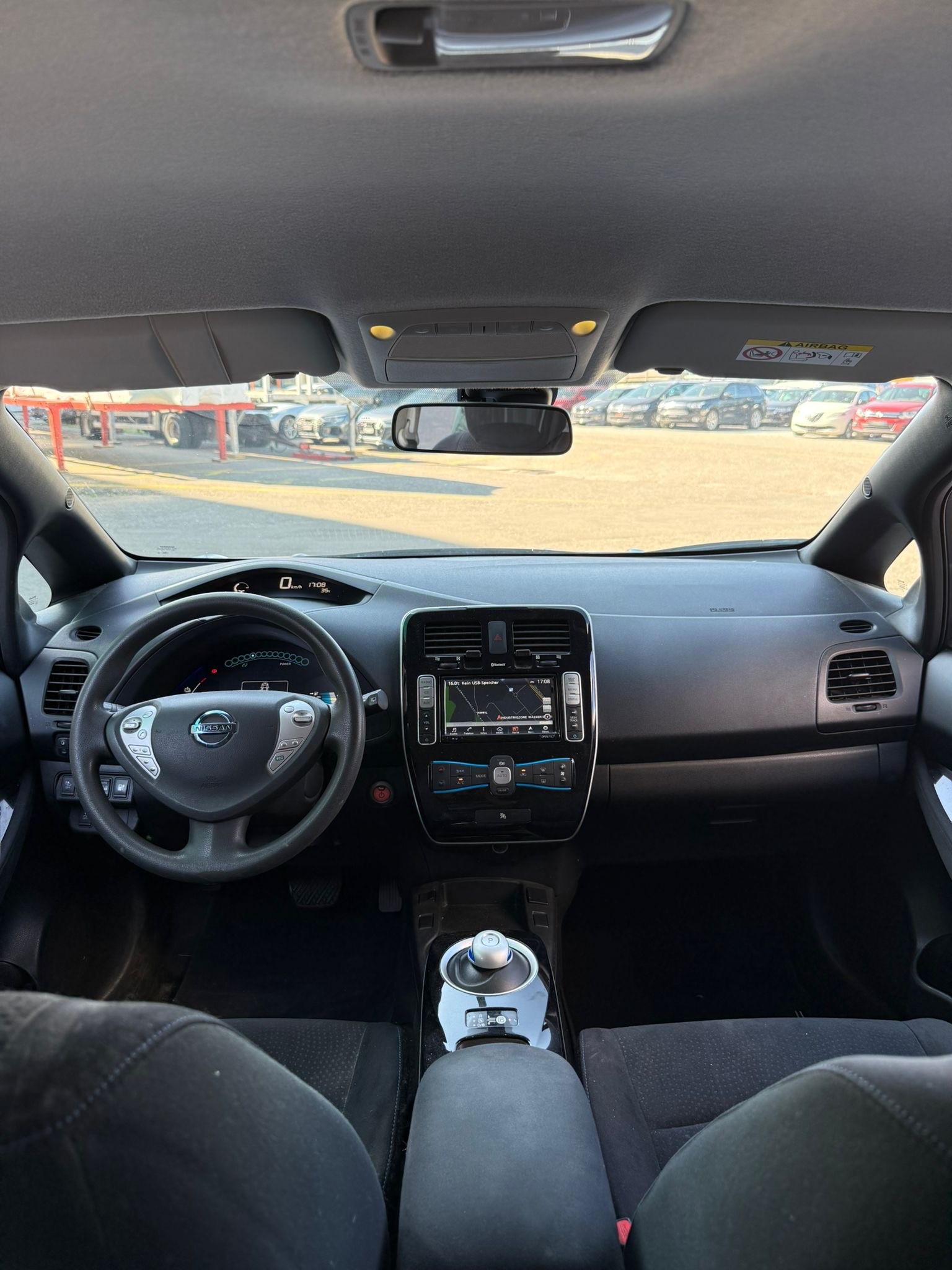NISSAN Leaf visia 24kWh (incl battery)-image-10