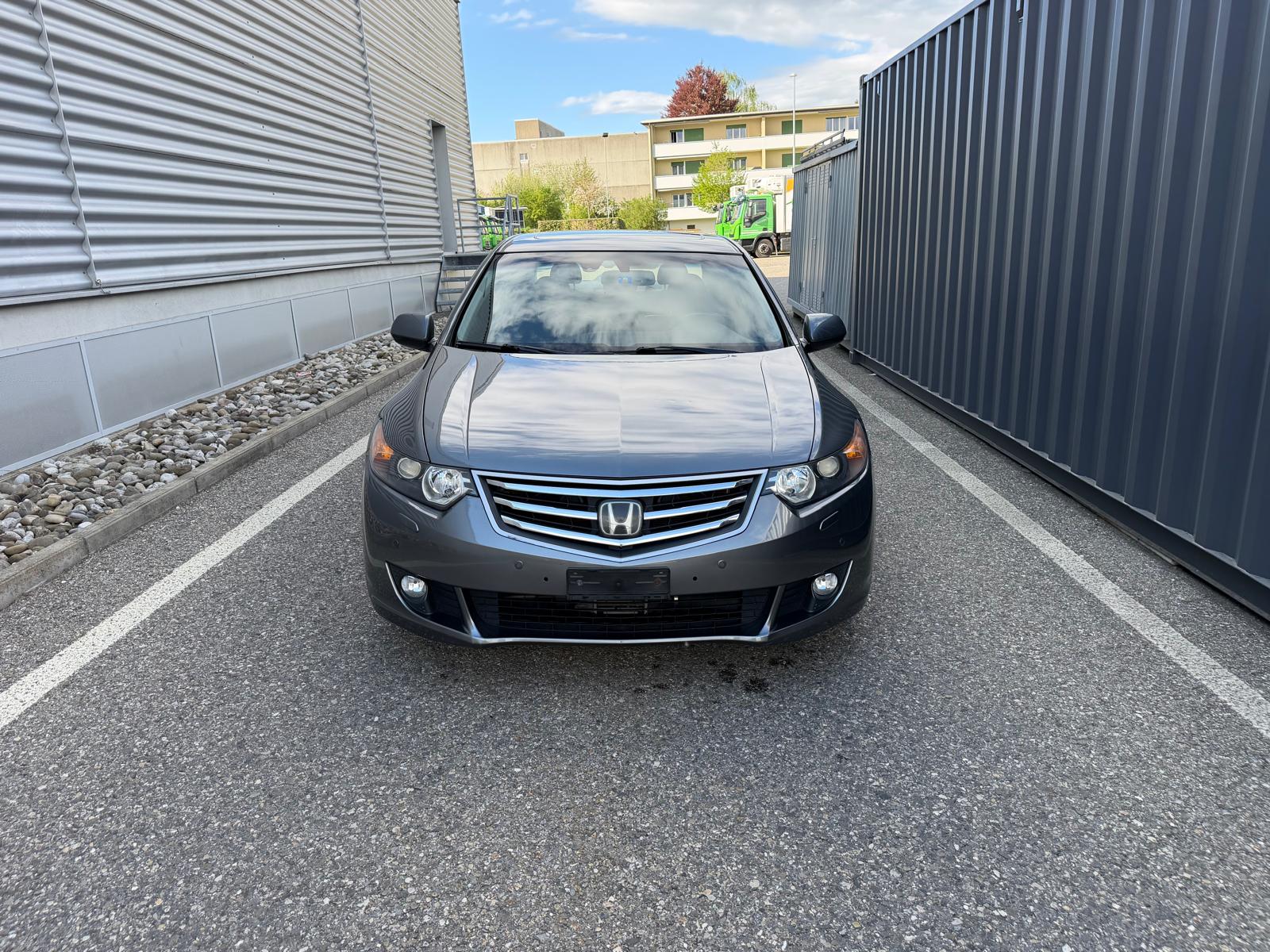 HONDA Accord 2.2 i-CTDi Executive-image-0