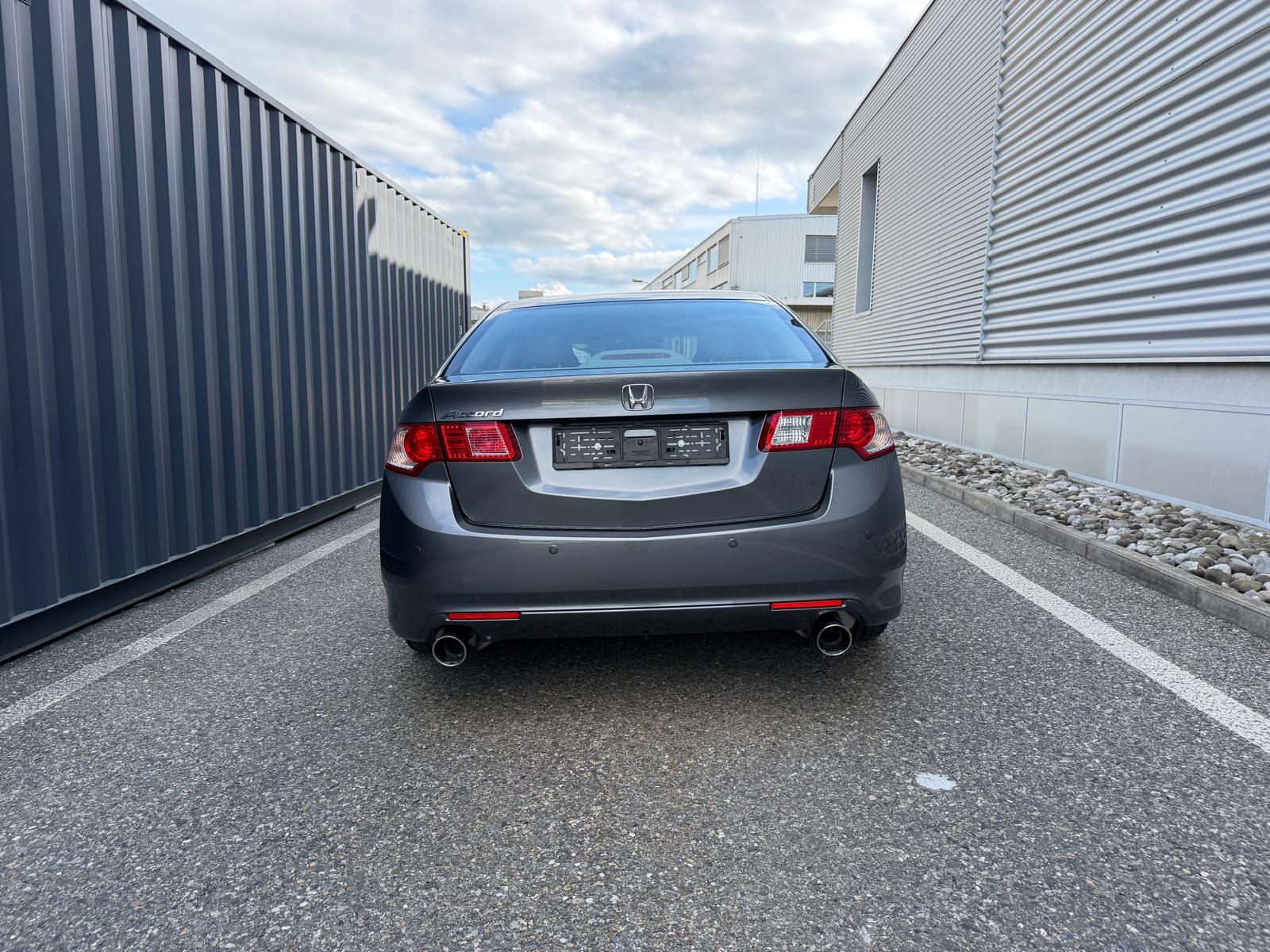 HONDA Accord 2.2 i-CTDi Executive-image-1