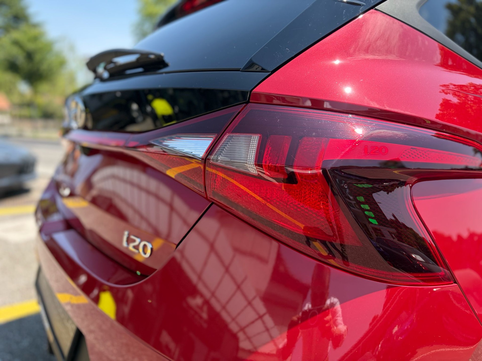 HYUNDAI i20 1.0 T-GDi Amplia 48V MH DCT-image-4