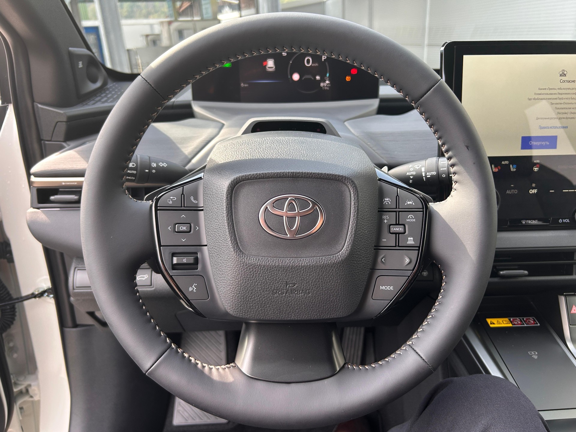 TOYOTA bZ4X Touring Premium AWD-image-6