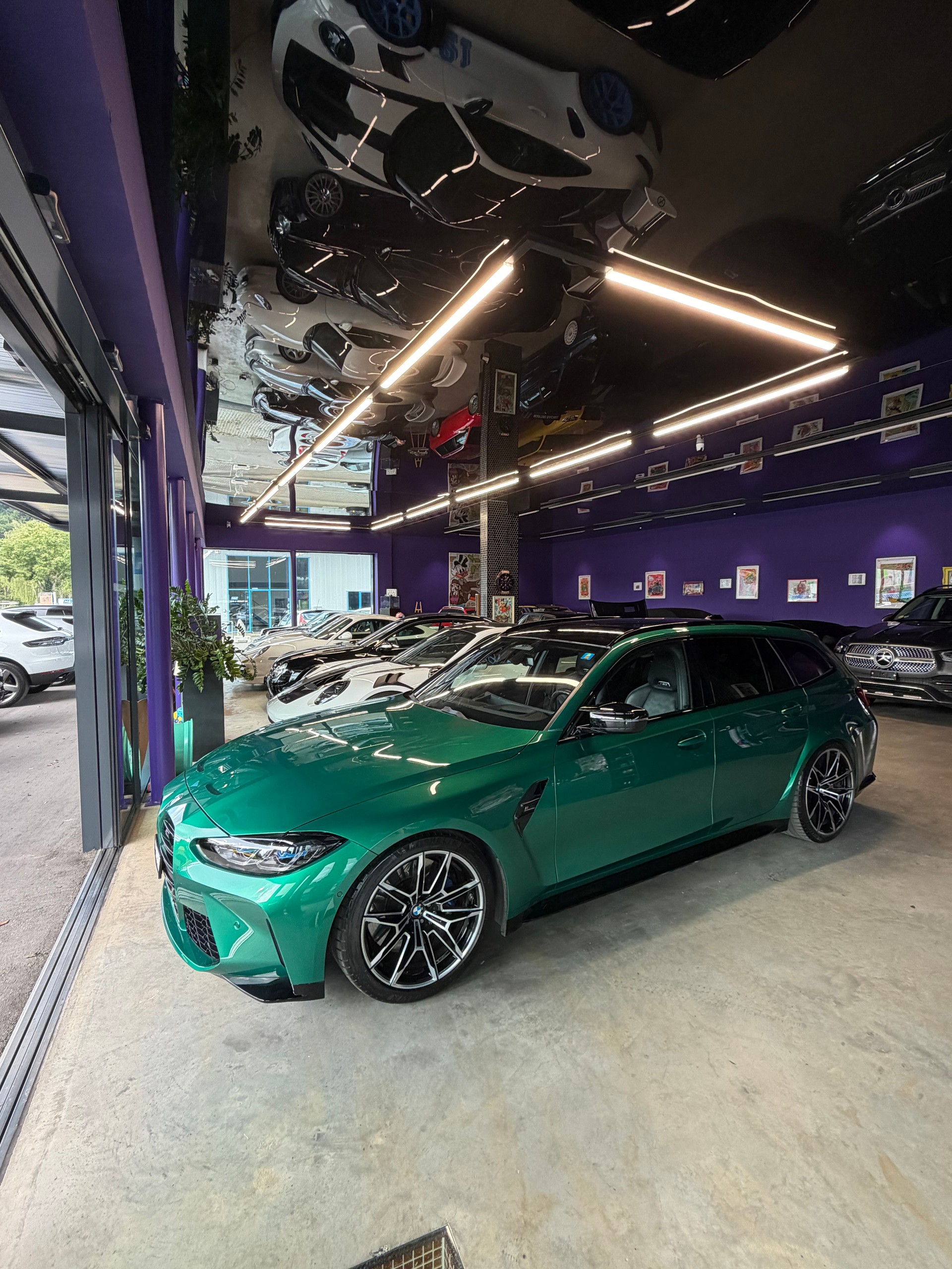 BMW M3 Touring xDrive Competition M-image-3