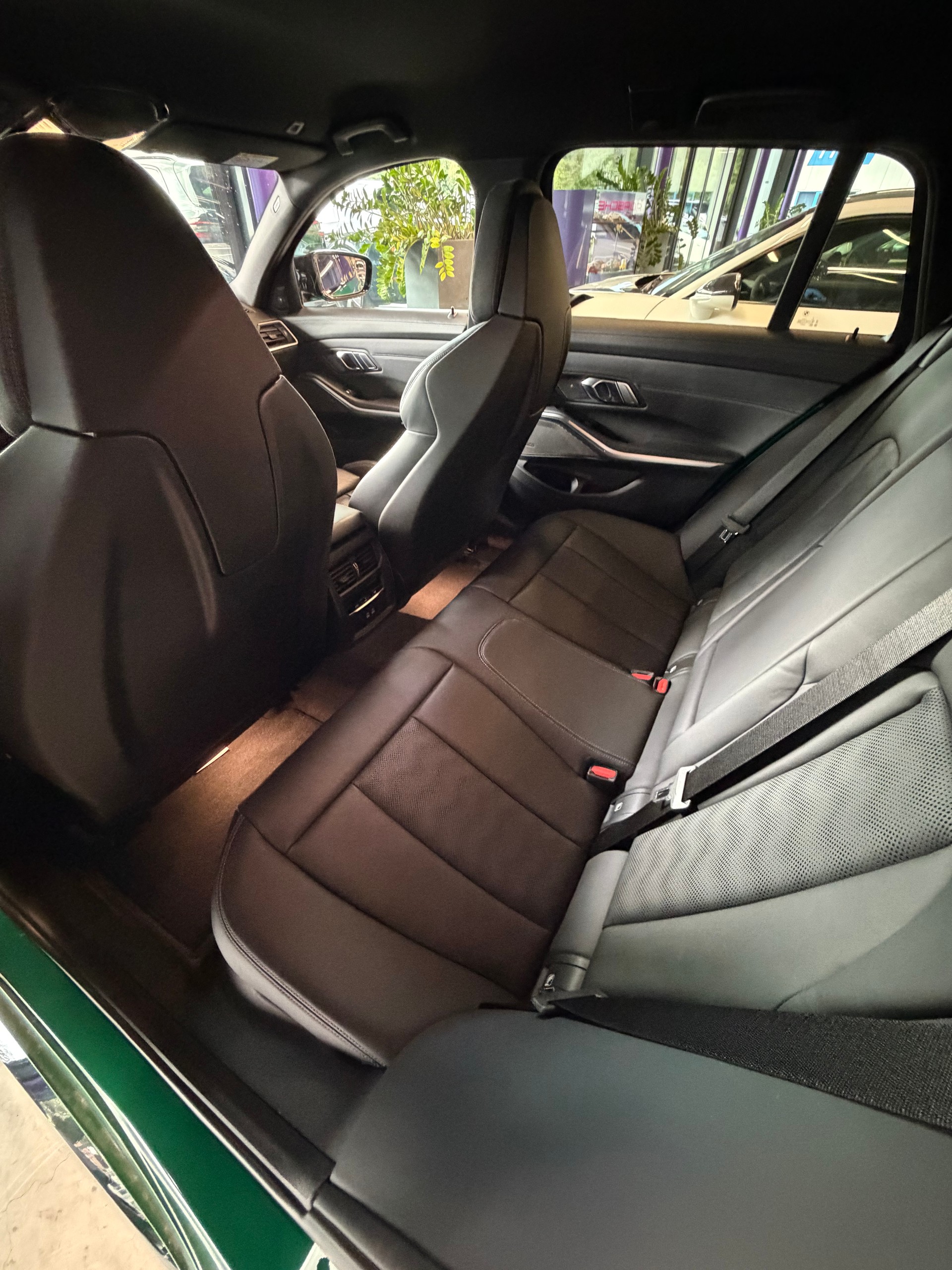 BMW M3 Touring xDrive Competition M-image-8
