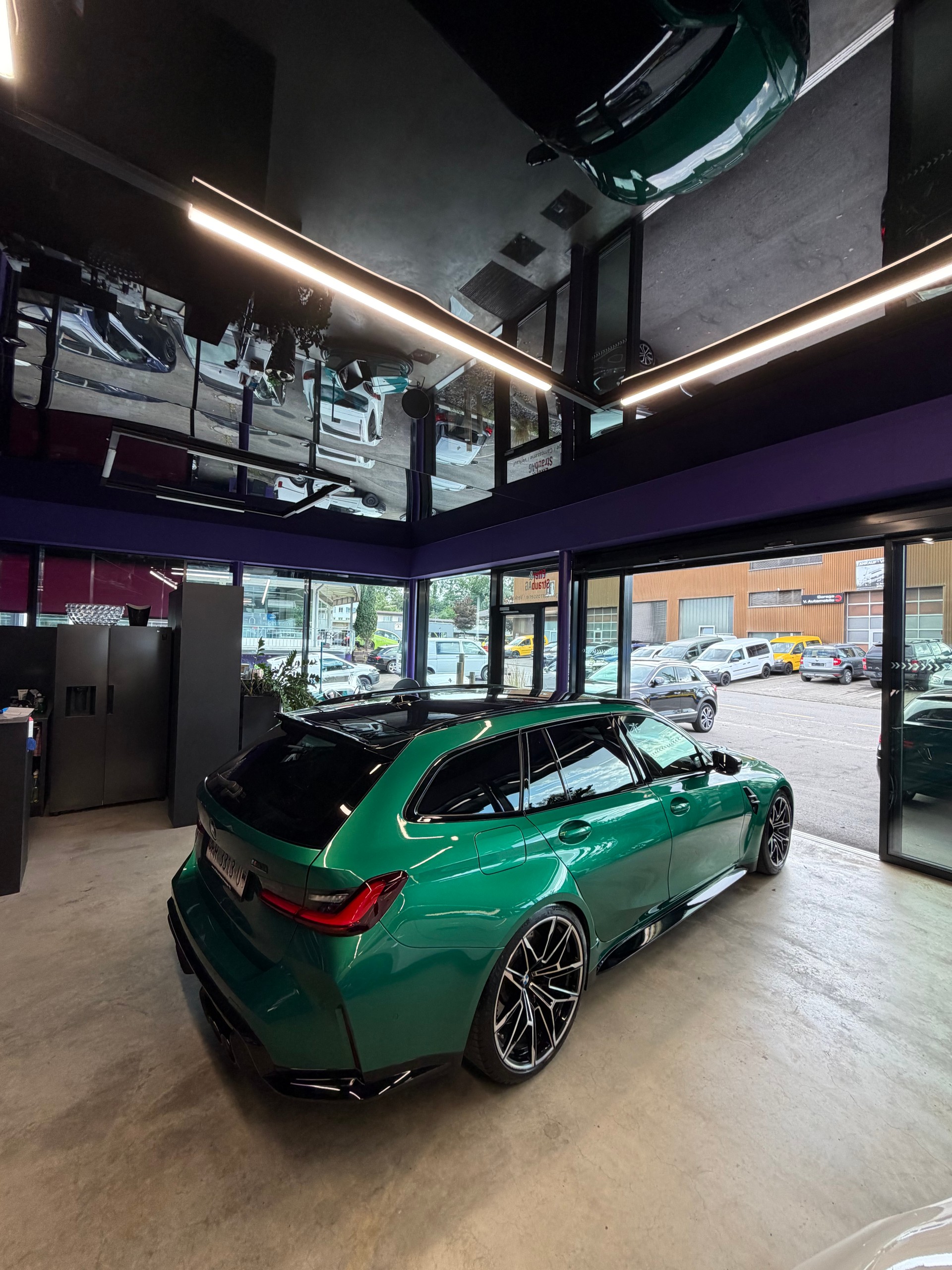 BMW M3 Touring xDrive Competition M-image-5