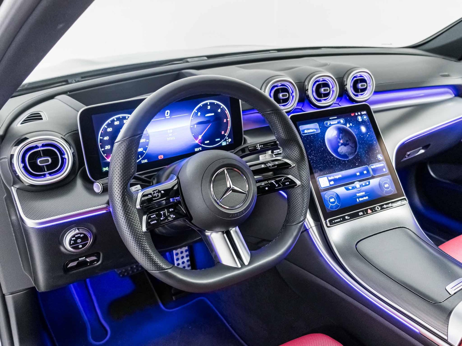 MERCEDES-BENZ C 220 d 4MATIC T-Modell-image-9