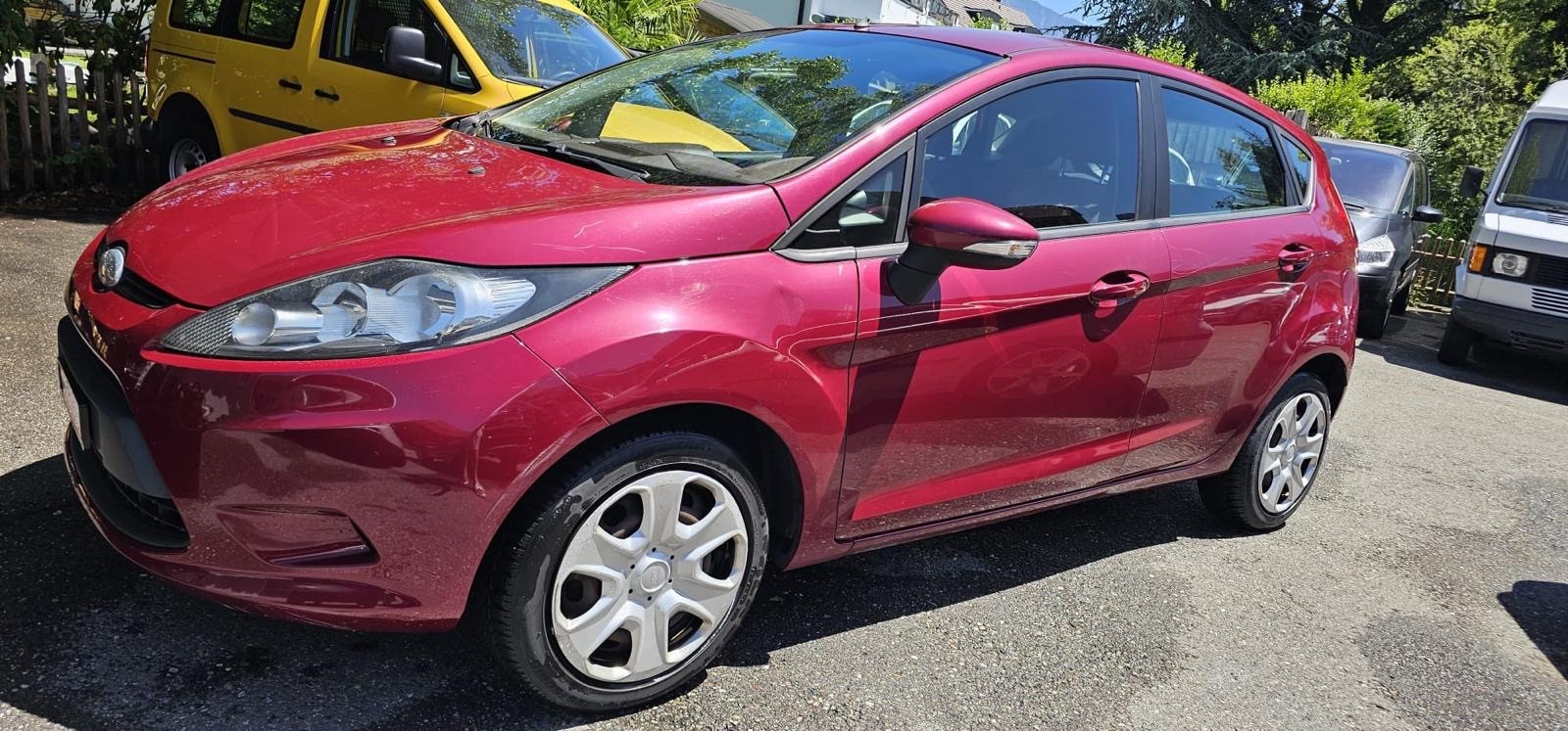 FORD Fiesta 1.4 16V Titanium-image-1