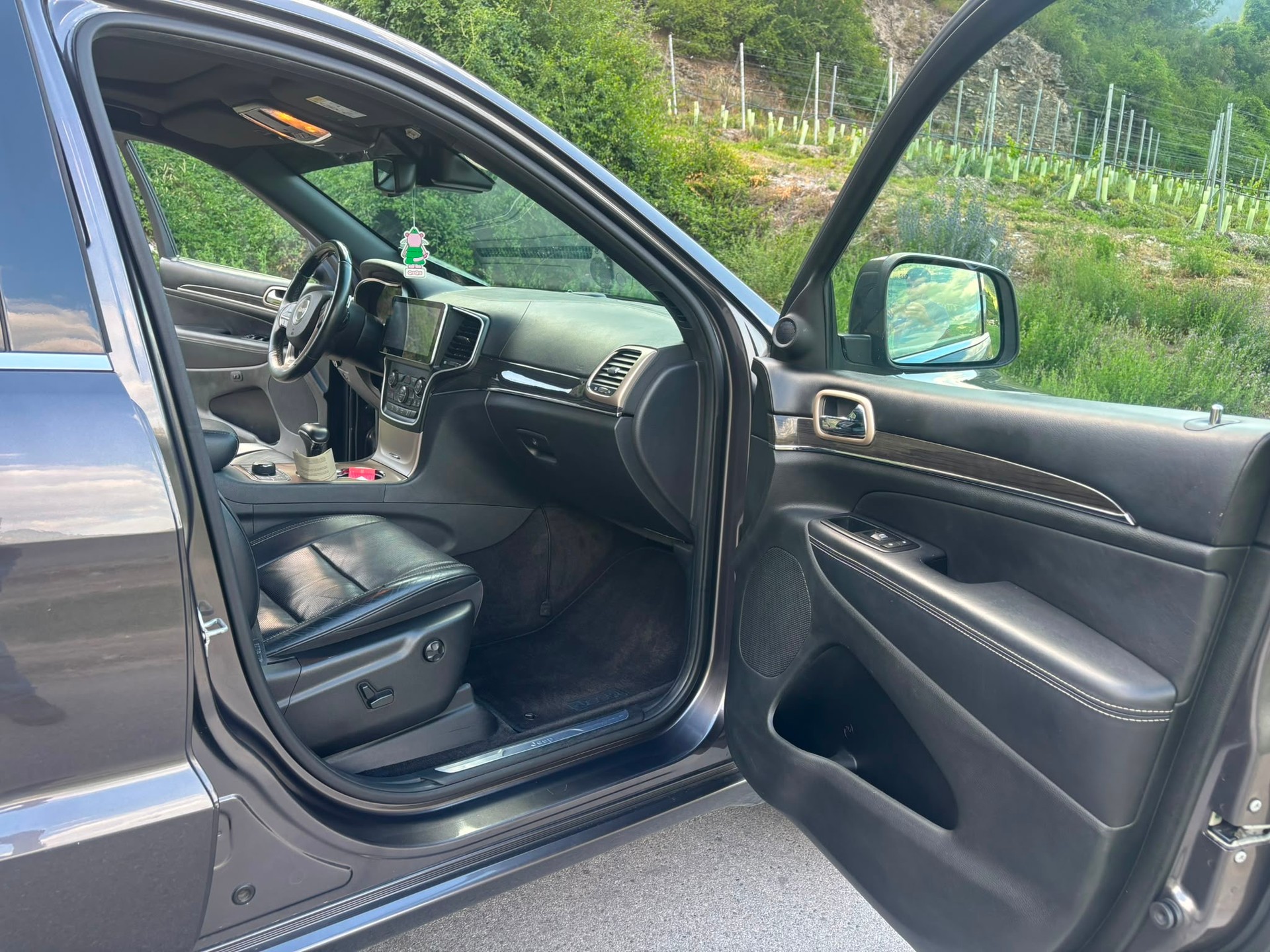 JEEP Grand Cherokee 3.0 CRD Platium Edition-image-14