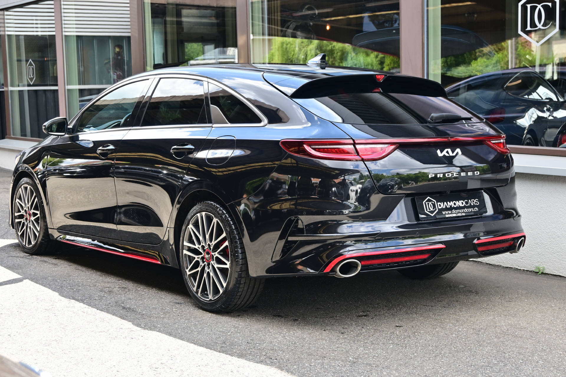 KIA ProCeed 1.6 T-GDi GT *Facelift*-image-5