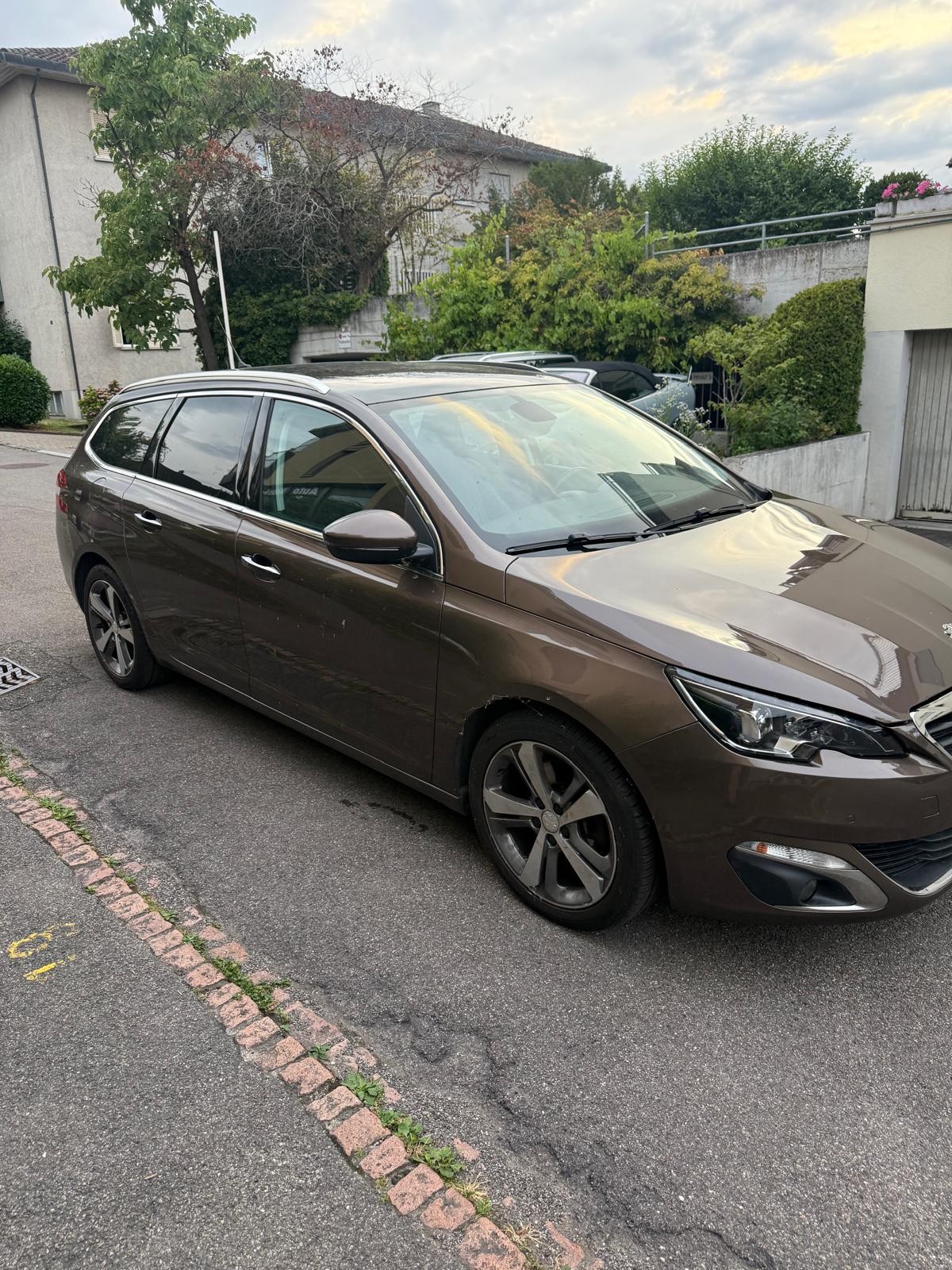 PEUGEOT 2.0 BlueHDi Feline-image-1