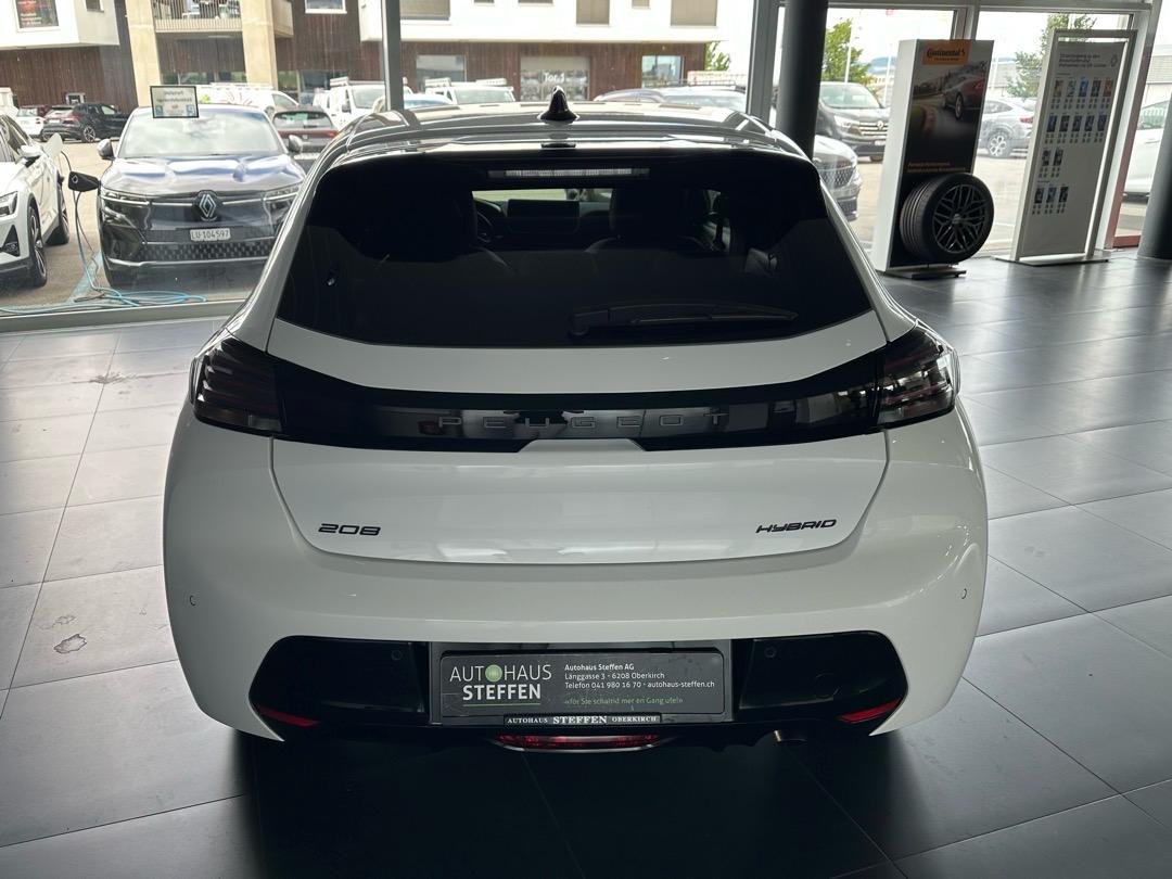PEUGEOT 208 1.2 MHEV 110 Allure-image-3